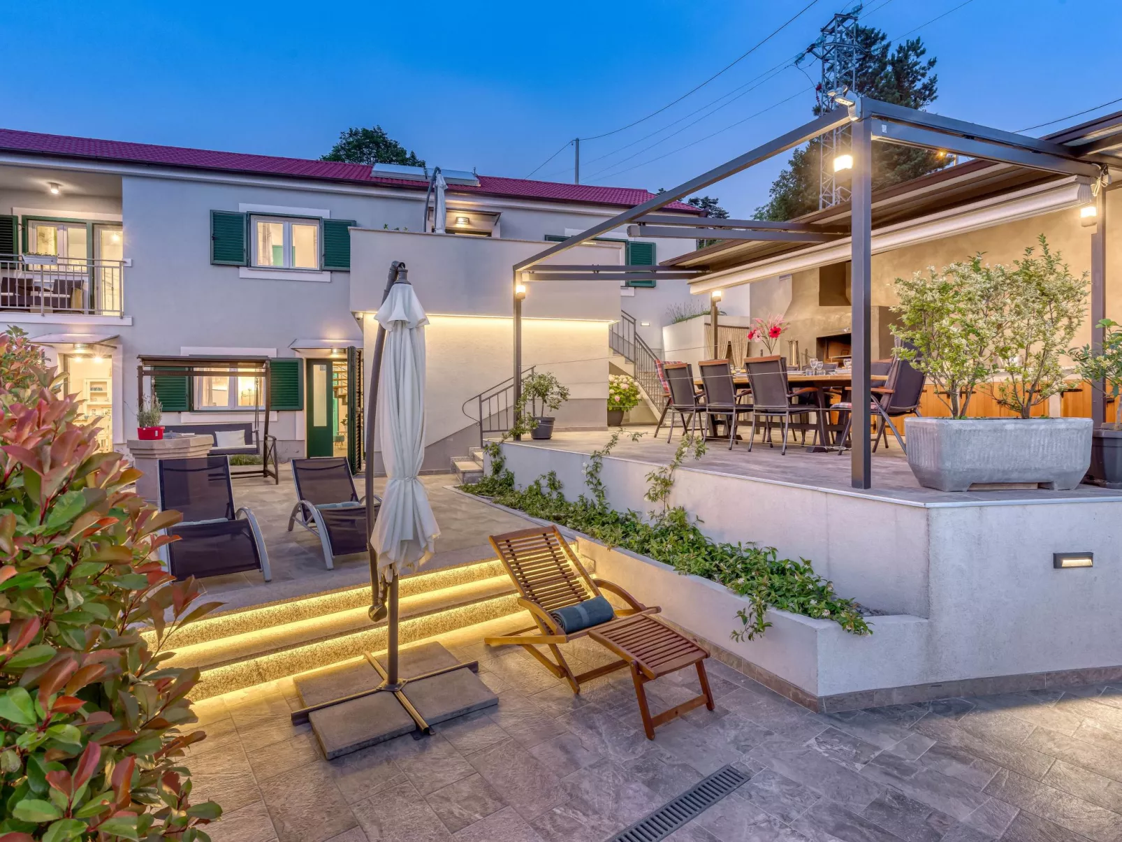 Villa LETICIJA - Luxusvilla mit beheiztem Pool, Sauna, Fitness & Grillplatz in-Dehors