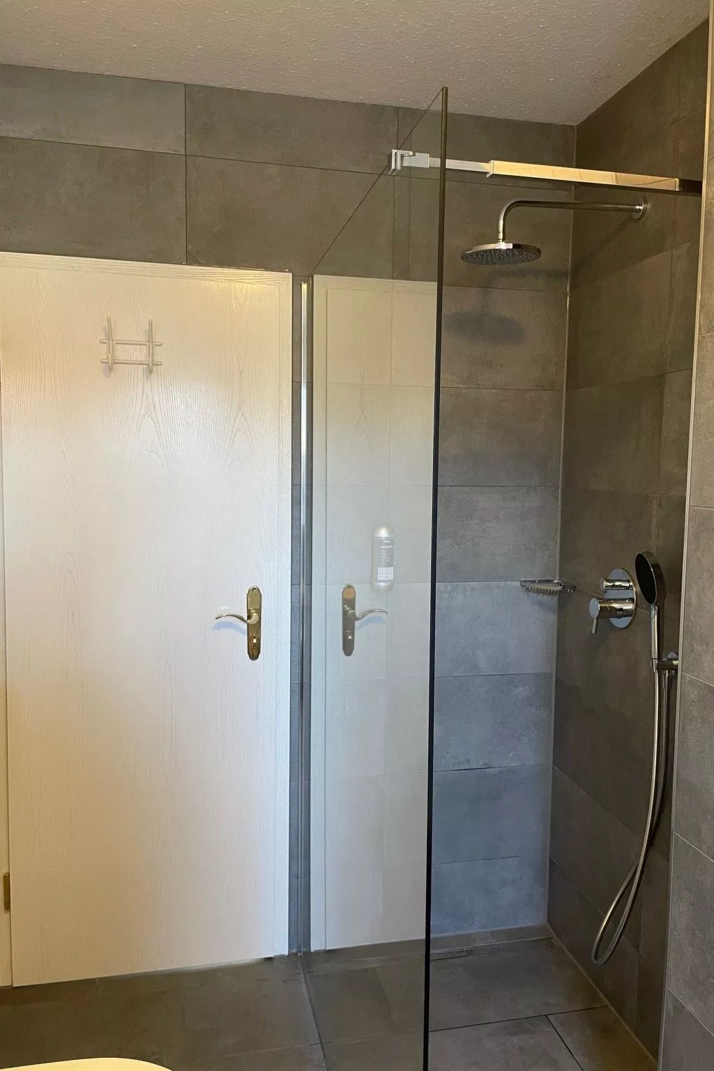 Herrliche Ferienwohnung mit Grill und Garten-Drinnen