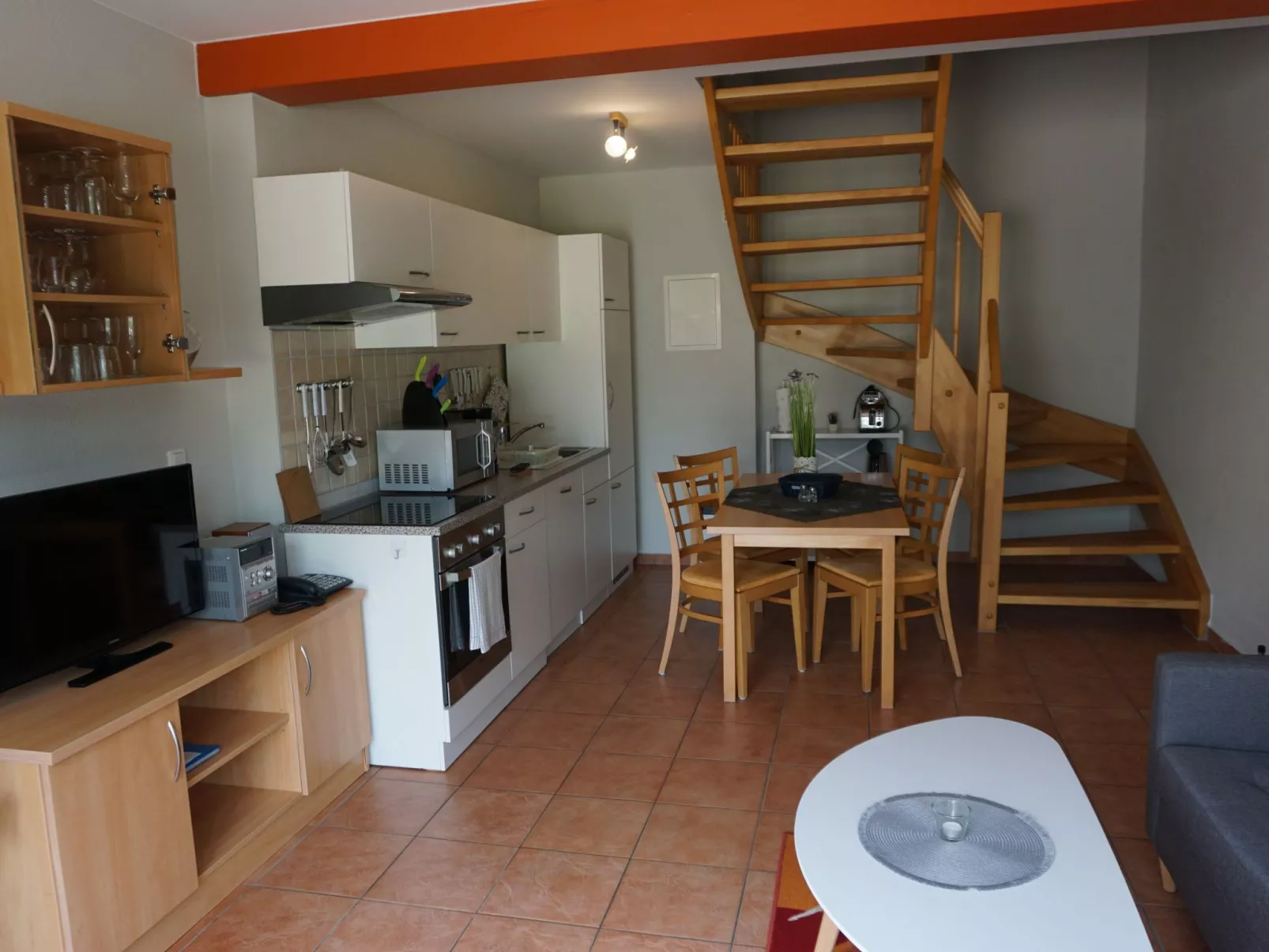 Maisonettewohnung mit kleiner Eingangsterrasse-Dedans