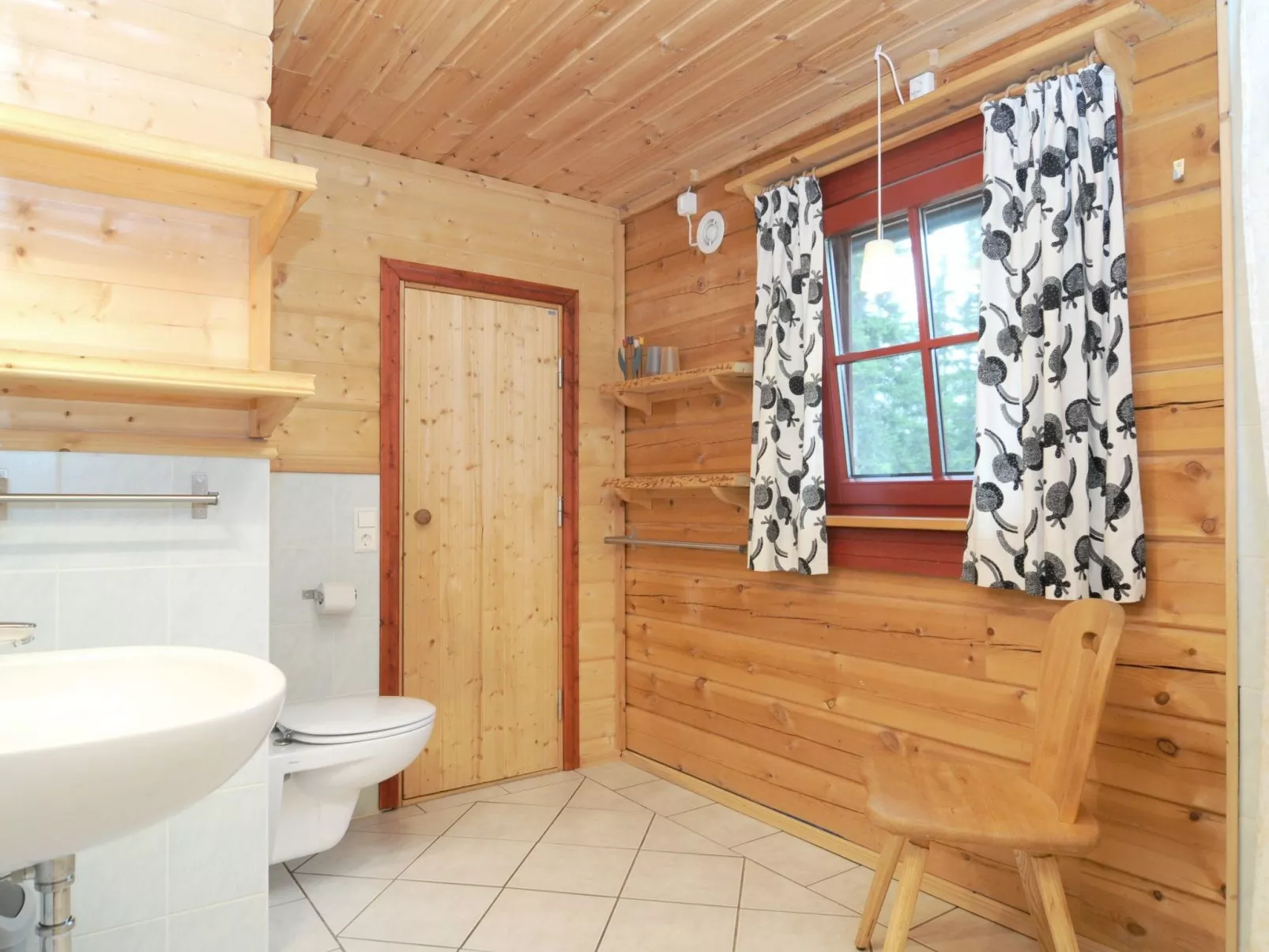 Charmantes Blockhaus, Sauna und Kamin-Inside