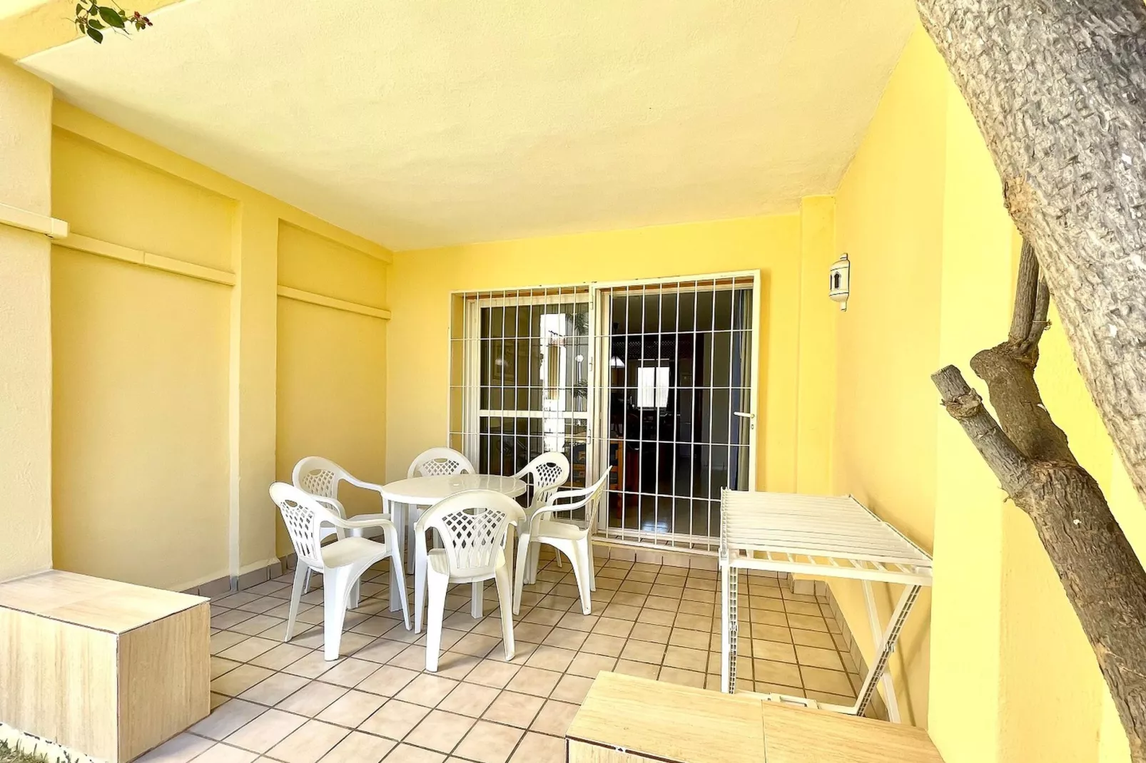 Moguima 2d-Terrace balcony
