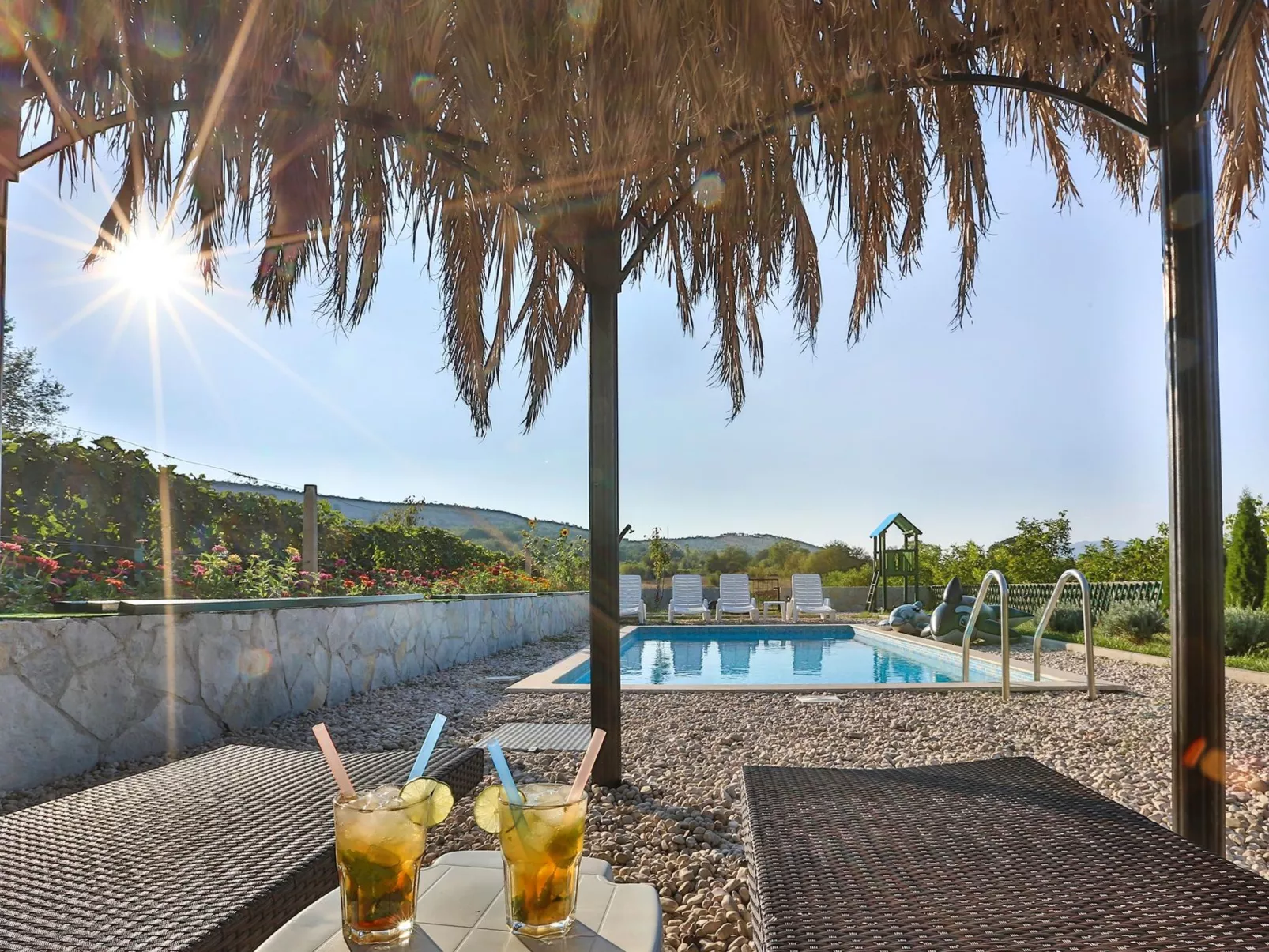 Villa "Sonnenblume" mit eigenem Garten und Grill