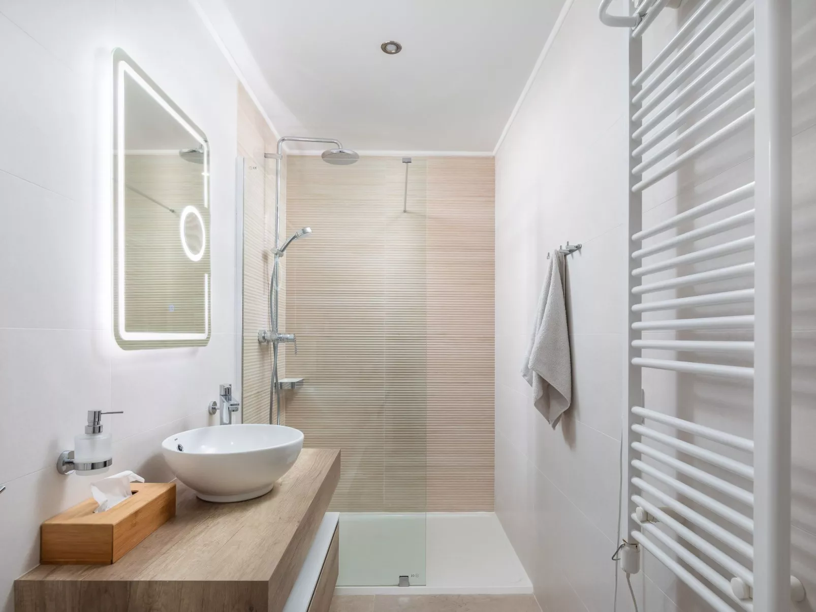 Villa am Strand - Privater beheizter Pool-Image-tags.info