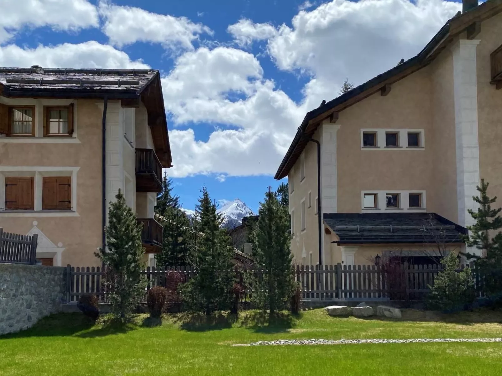 Engiadina Libra-Dehors