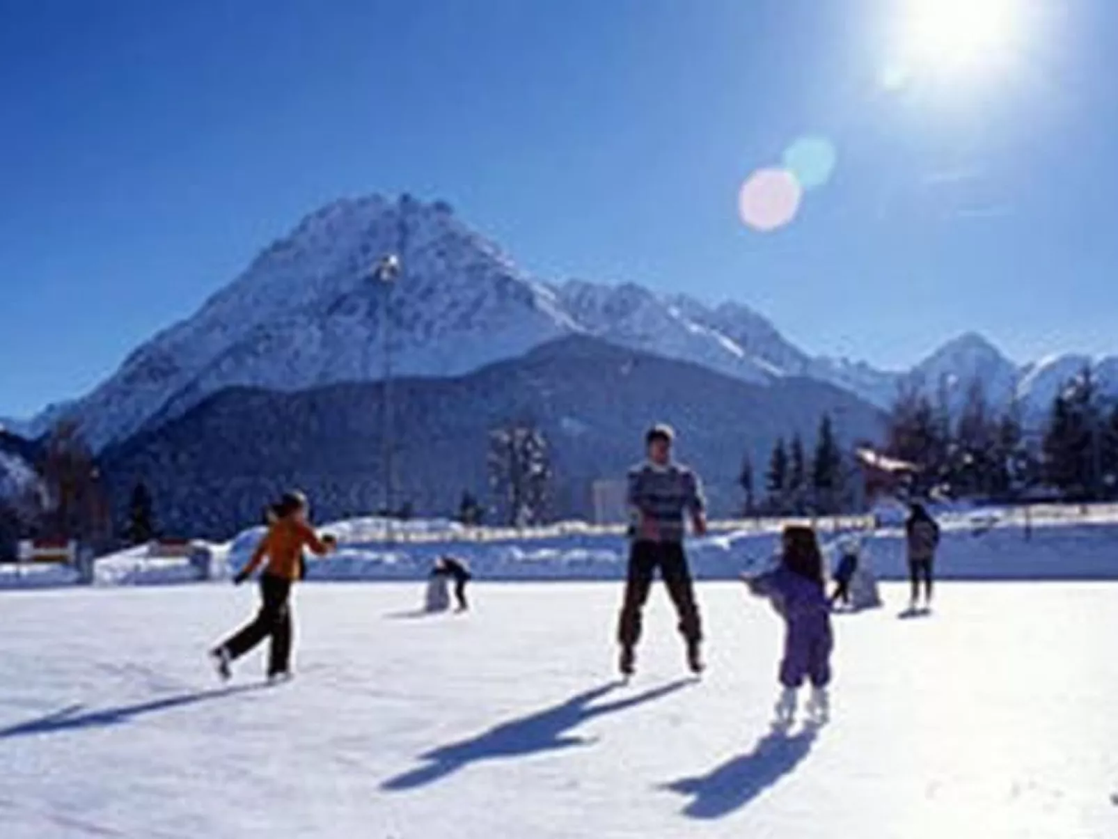 Alte typische Engadinermühle-Draußen