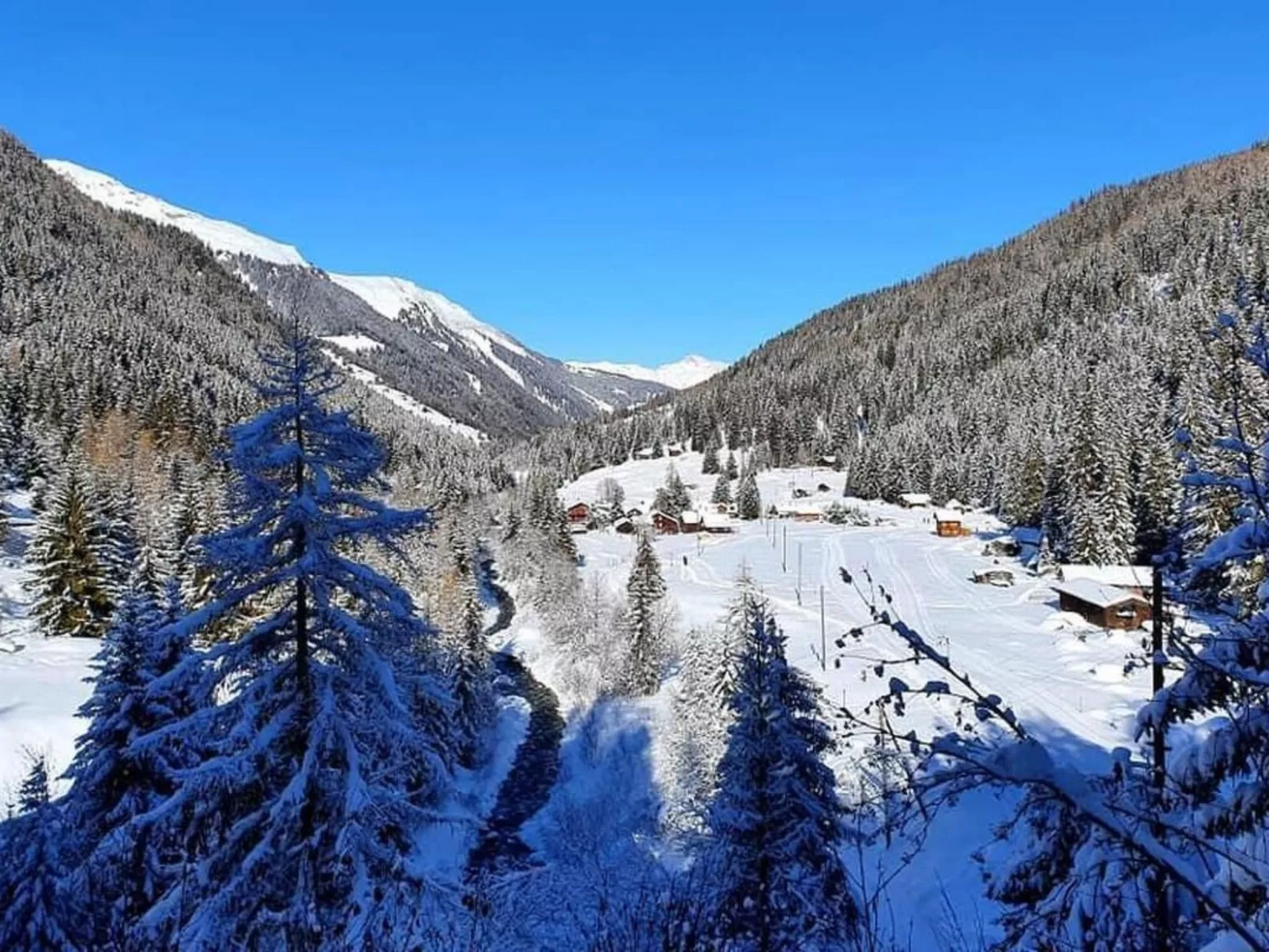 Chalet Les Dix Sens-Dehors