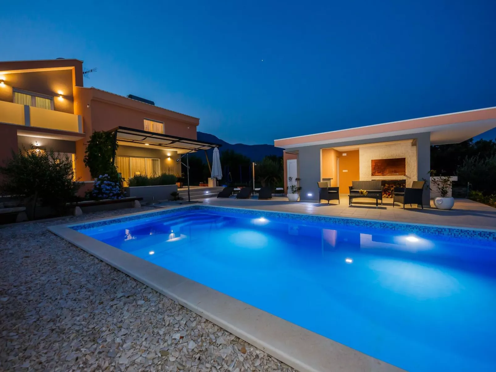 Villa Toni für 12 Personen in Kastel Stari-Draußen