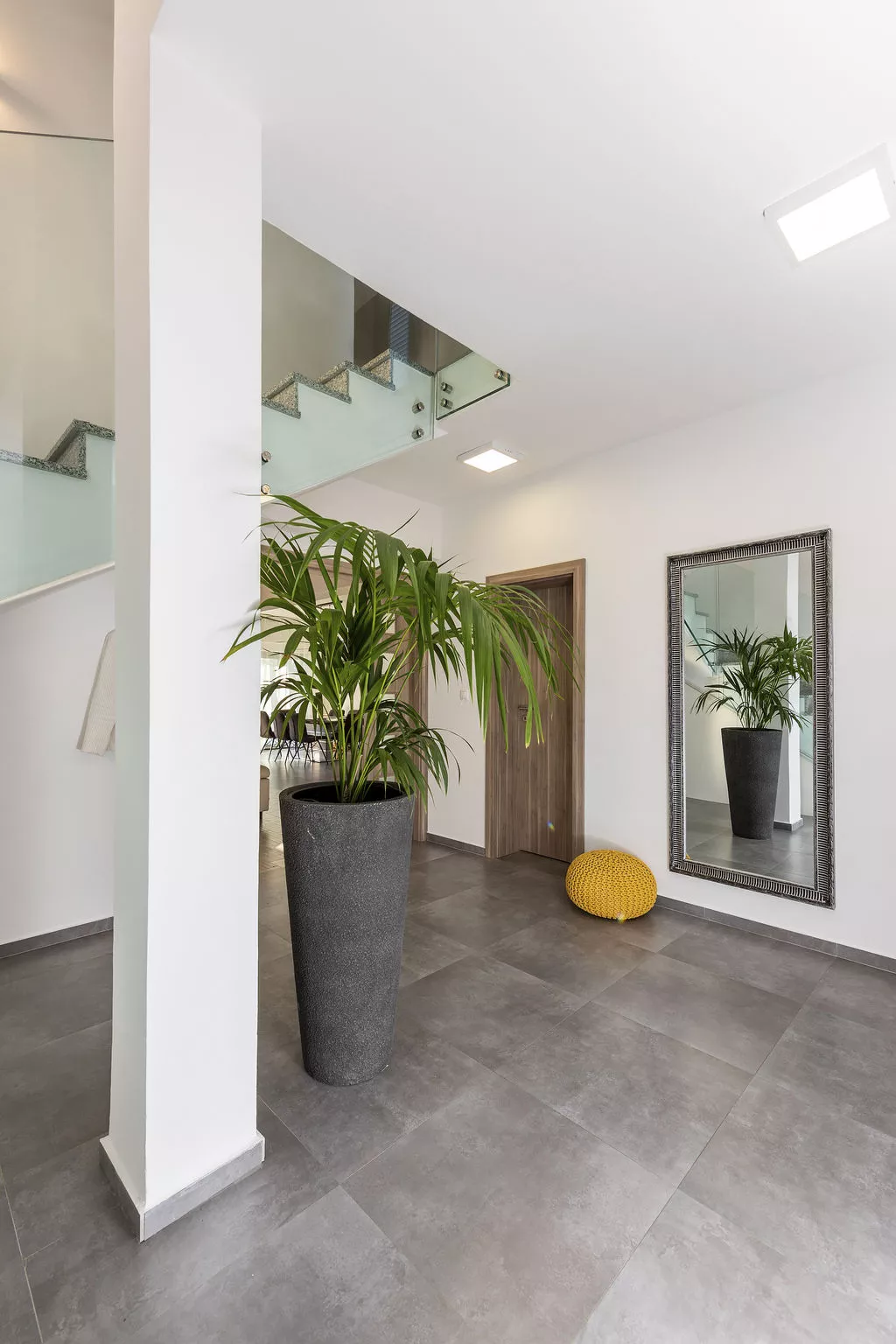 Villa "Lu-Ma" mit Blick auf das Wasser-Drinnen