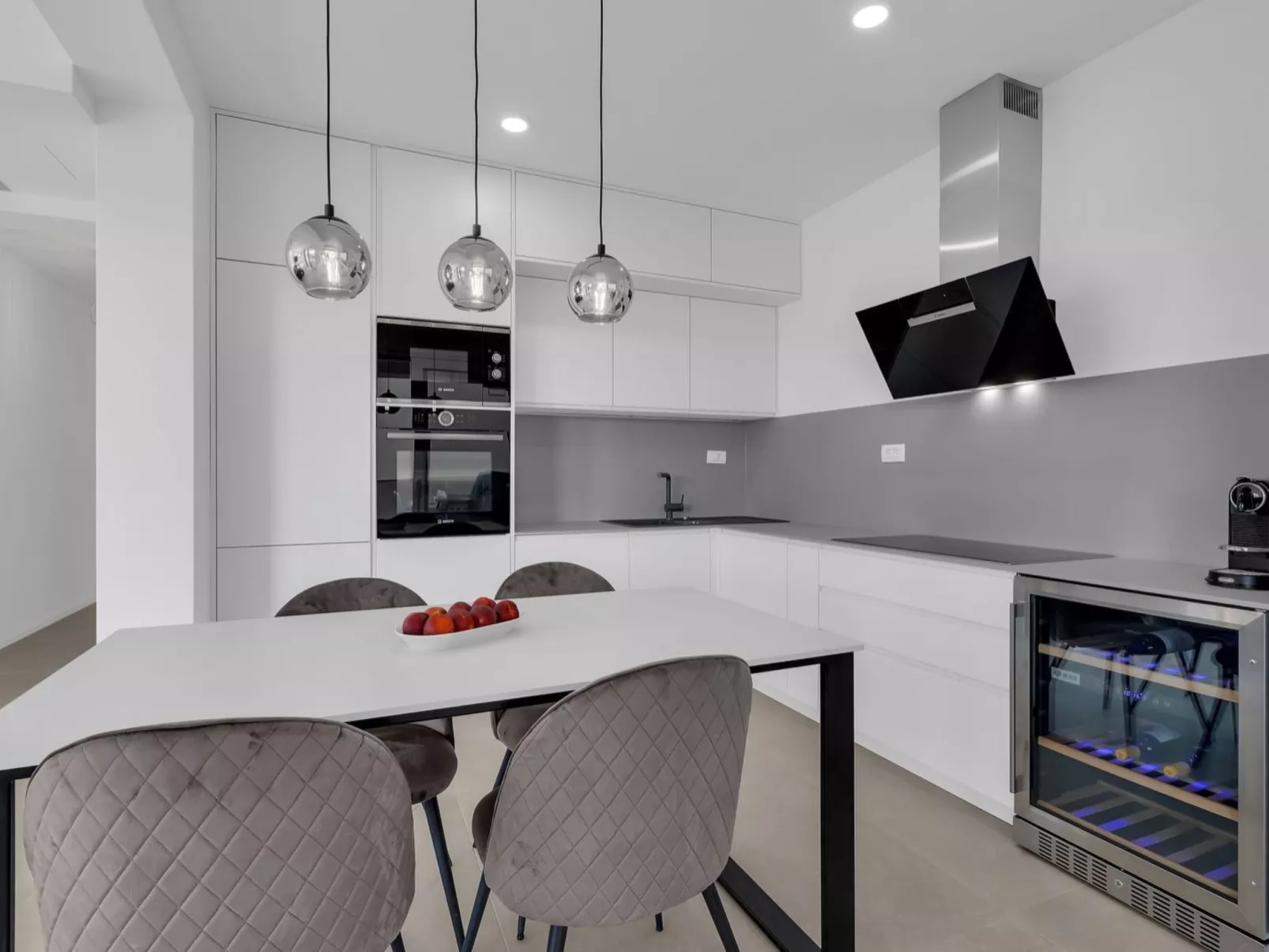 Apartman DeLux with private pool-Drinnen