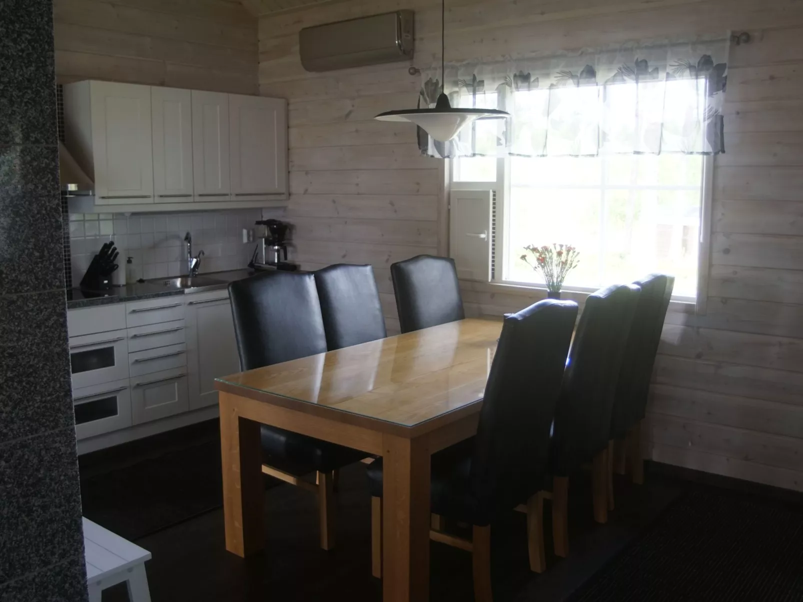 Ferienvilla mit Sauna und Garten am See-Inside