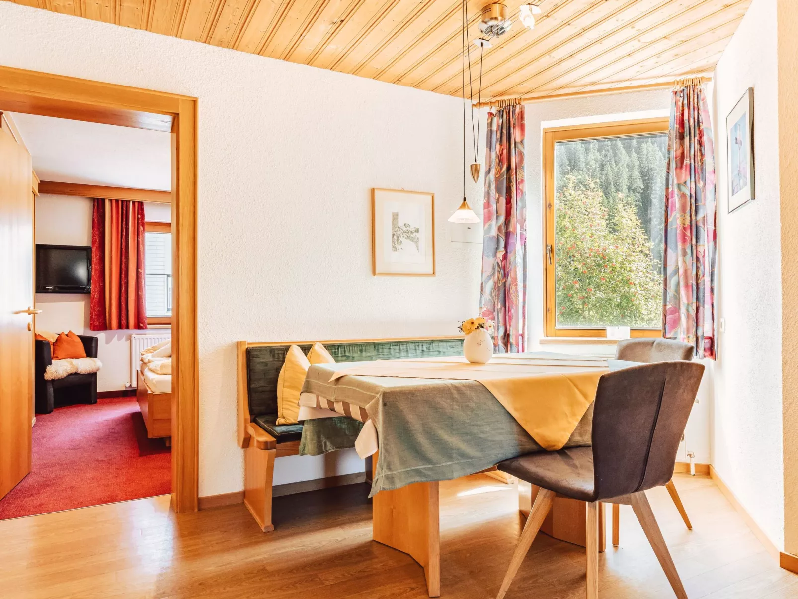 Sarah in Galtür-Inside