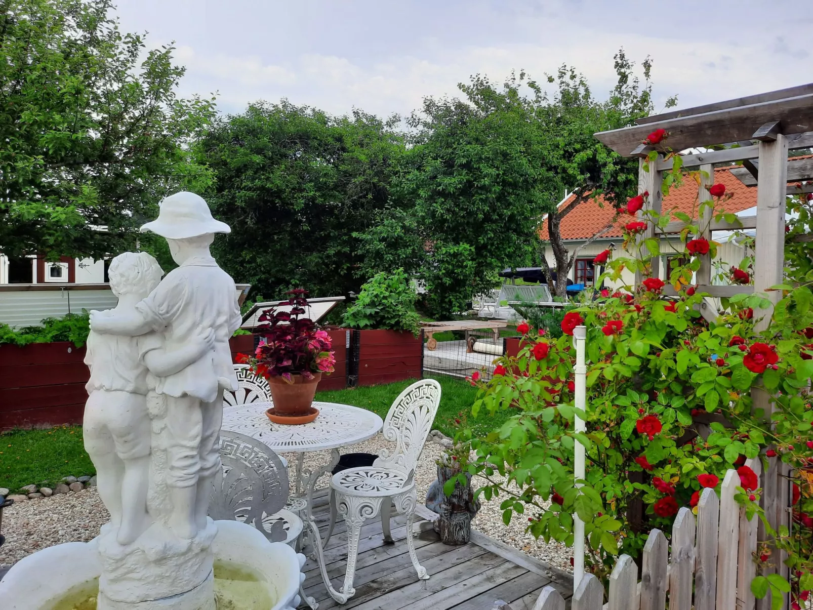 Bauernhaus-Wohnung bei Göta Älv in der Nähe von Göteborg - Outside