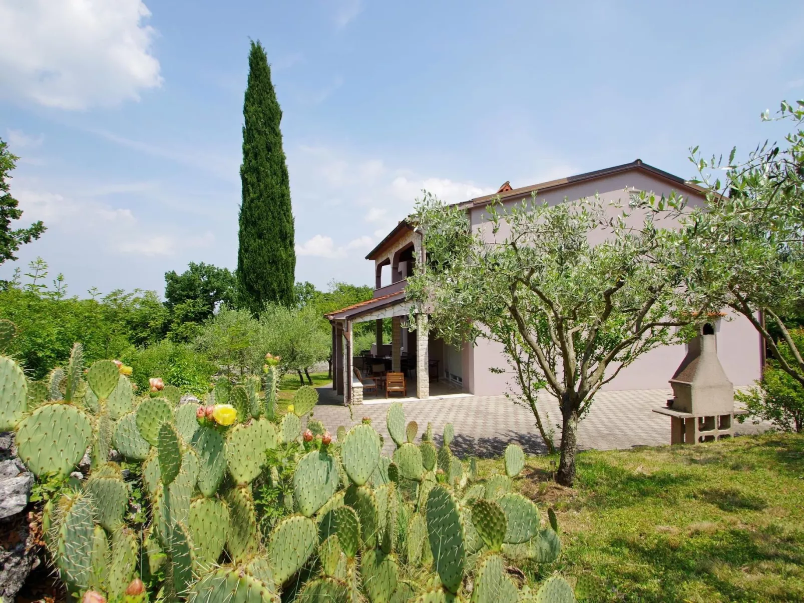 Ferienvilla "Nikolina"-Draußen