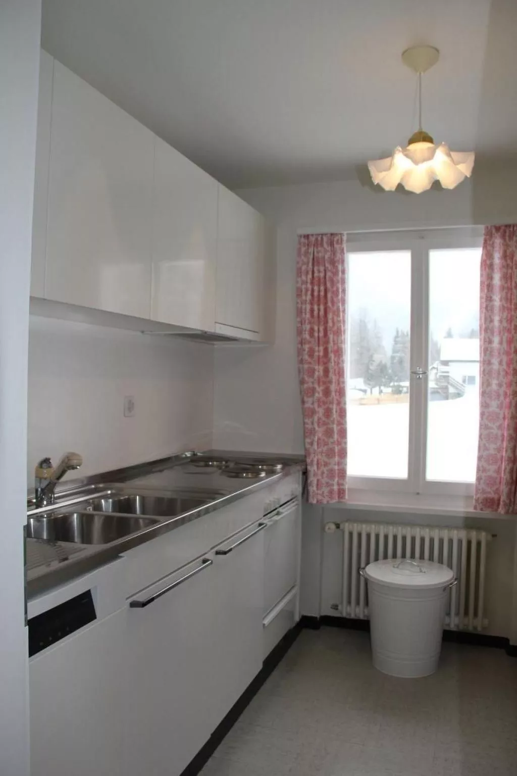 Gemütliches Chalet im Tal von Susauna-Inside