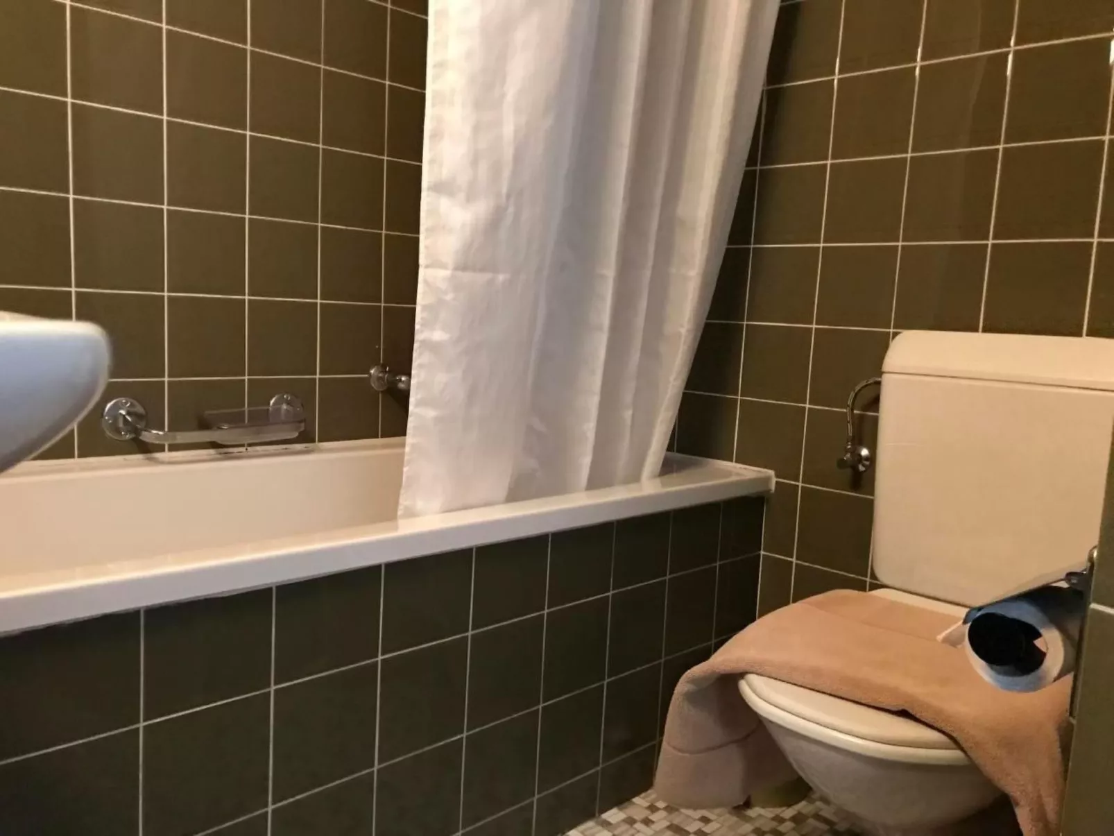 Chesa Arettas-Inside