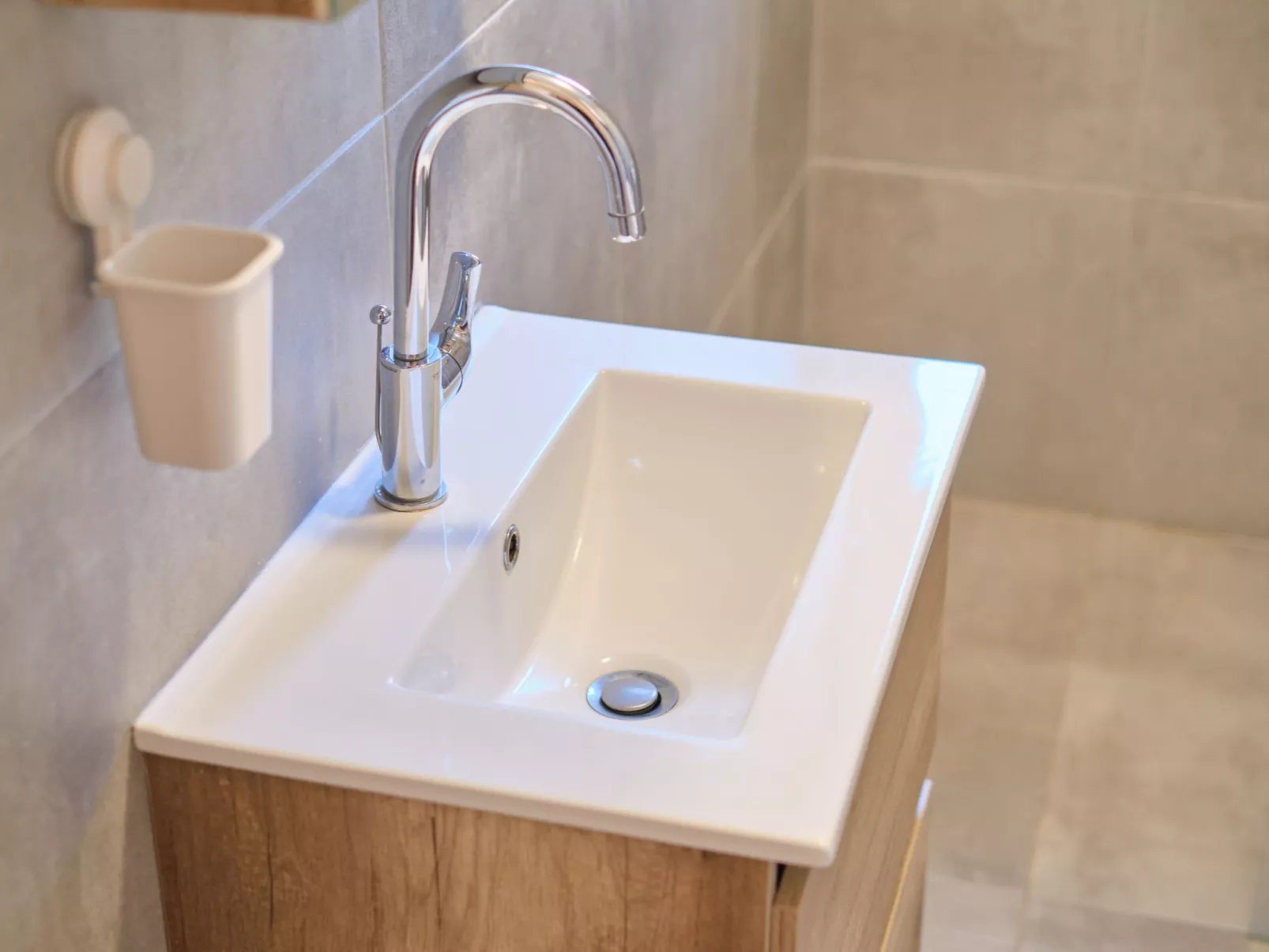 Für 4 Personen ca. 65 m&sup2; in Mastrinka, Adriaküste Kroatien (Kroatische Ins-Drinnen