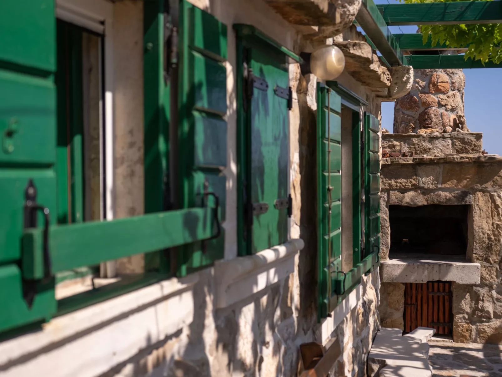 Ranch Visoka in Selca mit Panoramablick aufs Meer-Draußen