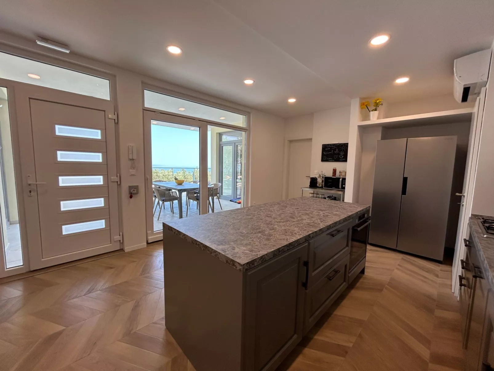 Villa Olivia mit Pool - Spielplatz - Meerblick-Inside