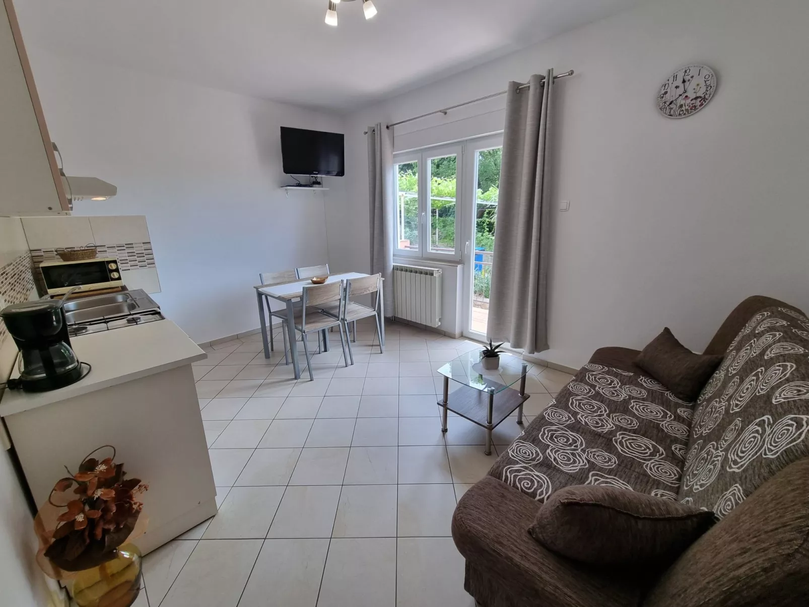 Wohnung für 3 Personen, mit Balkon und Meerblick-Drinnen