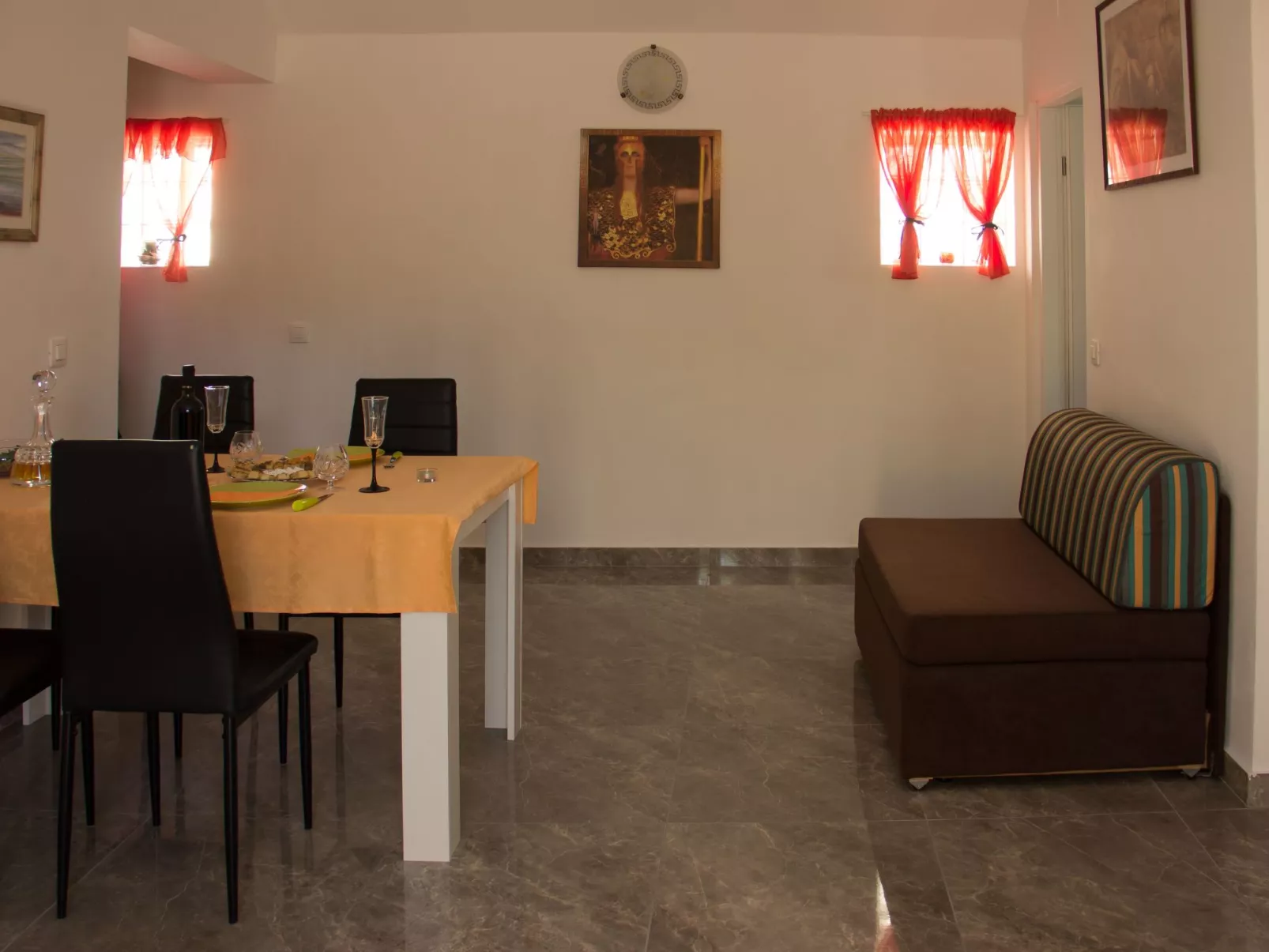 „BMB Apartments3“ mit Blick aufs Wasser-Inside