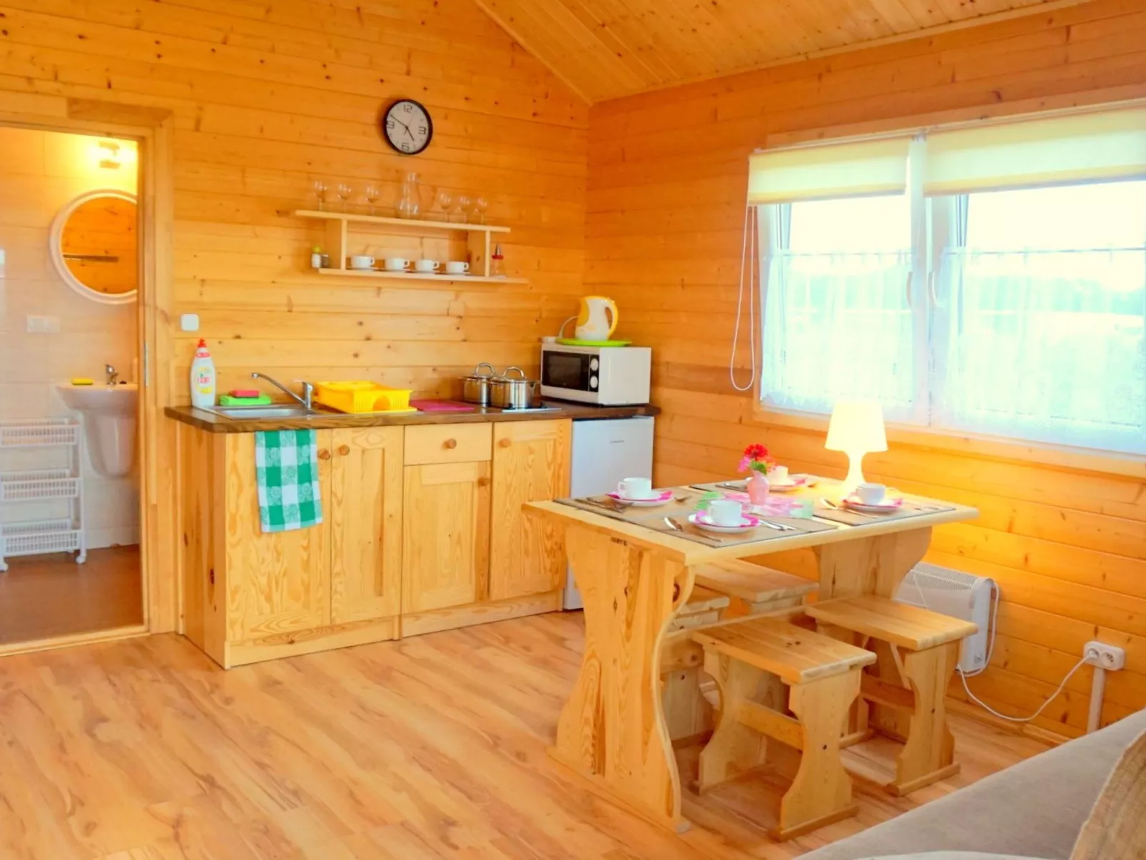 "Verano" mit Privatparkplatz-Drinnen