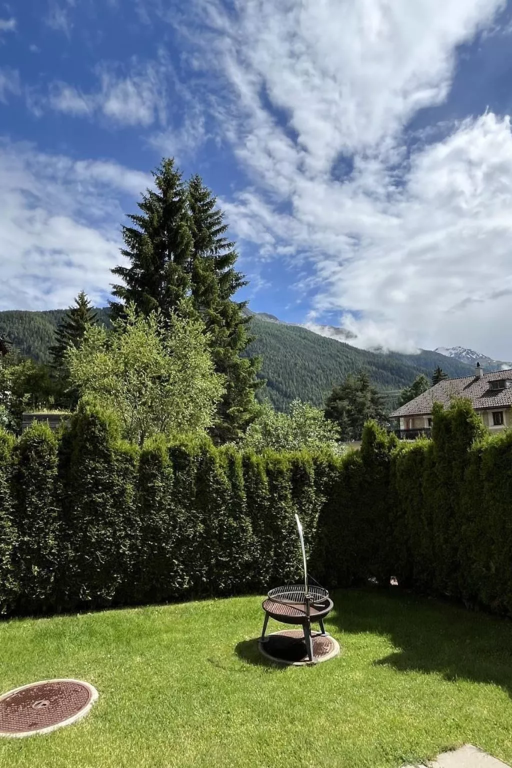 Chasa Ernst-Draußen