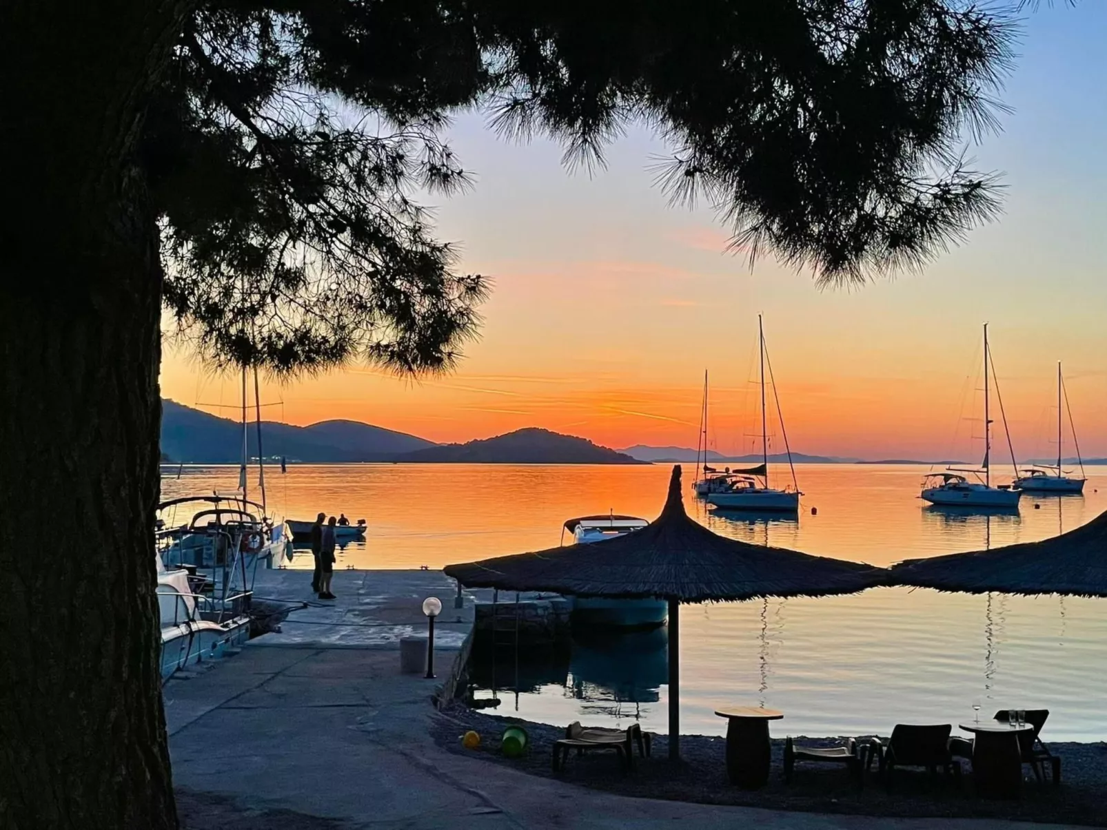 Strandhaus Danica - Ferienanlage Bain, Žut - Kornati-Outside