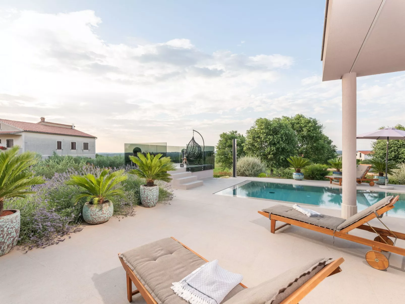 Villa Serena-Draußen