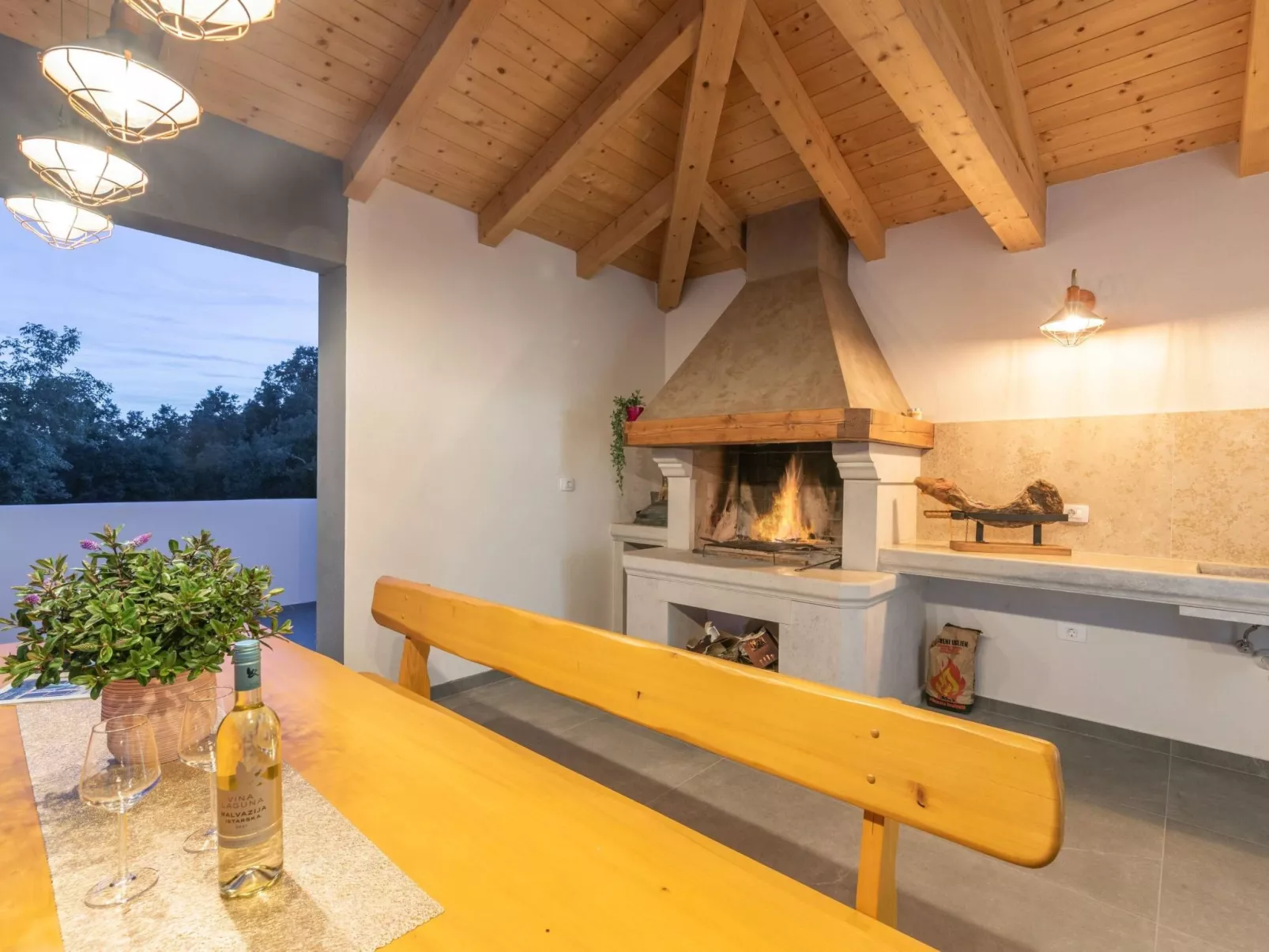 Villa Casa Mara mit beheiztem Pool