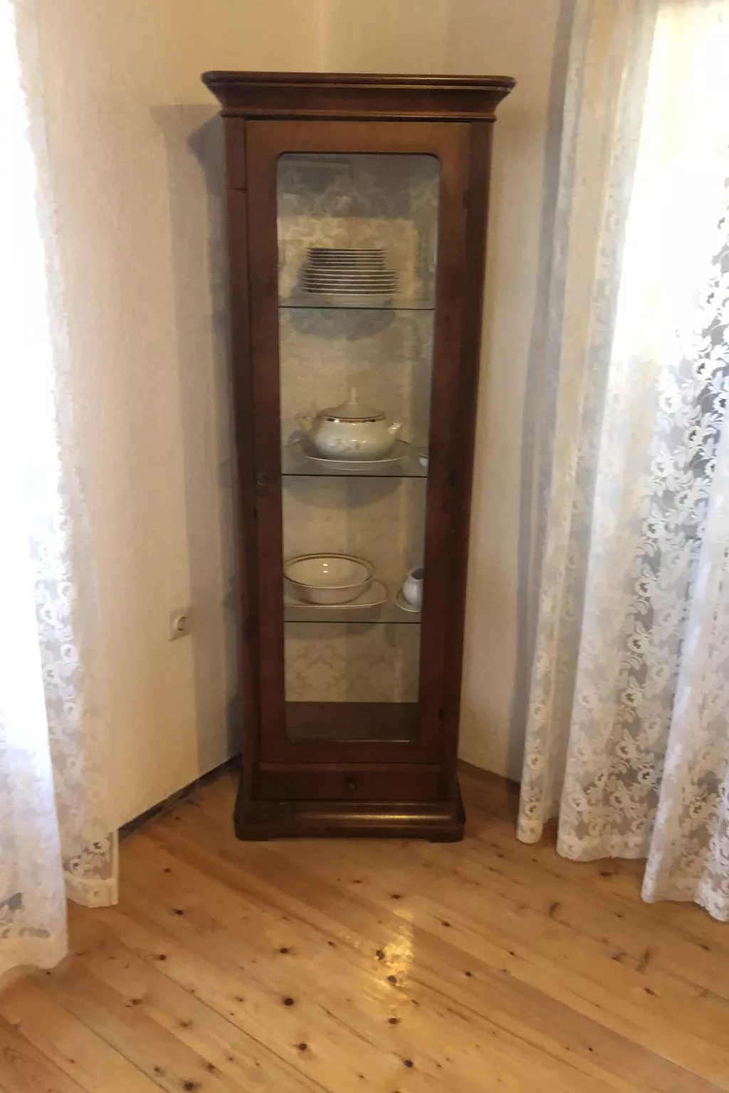 Mit Kamin in der Stadt Roc-Drinnen