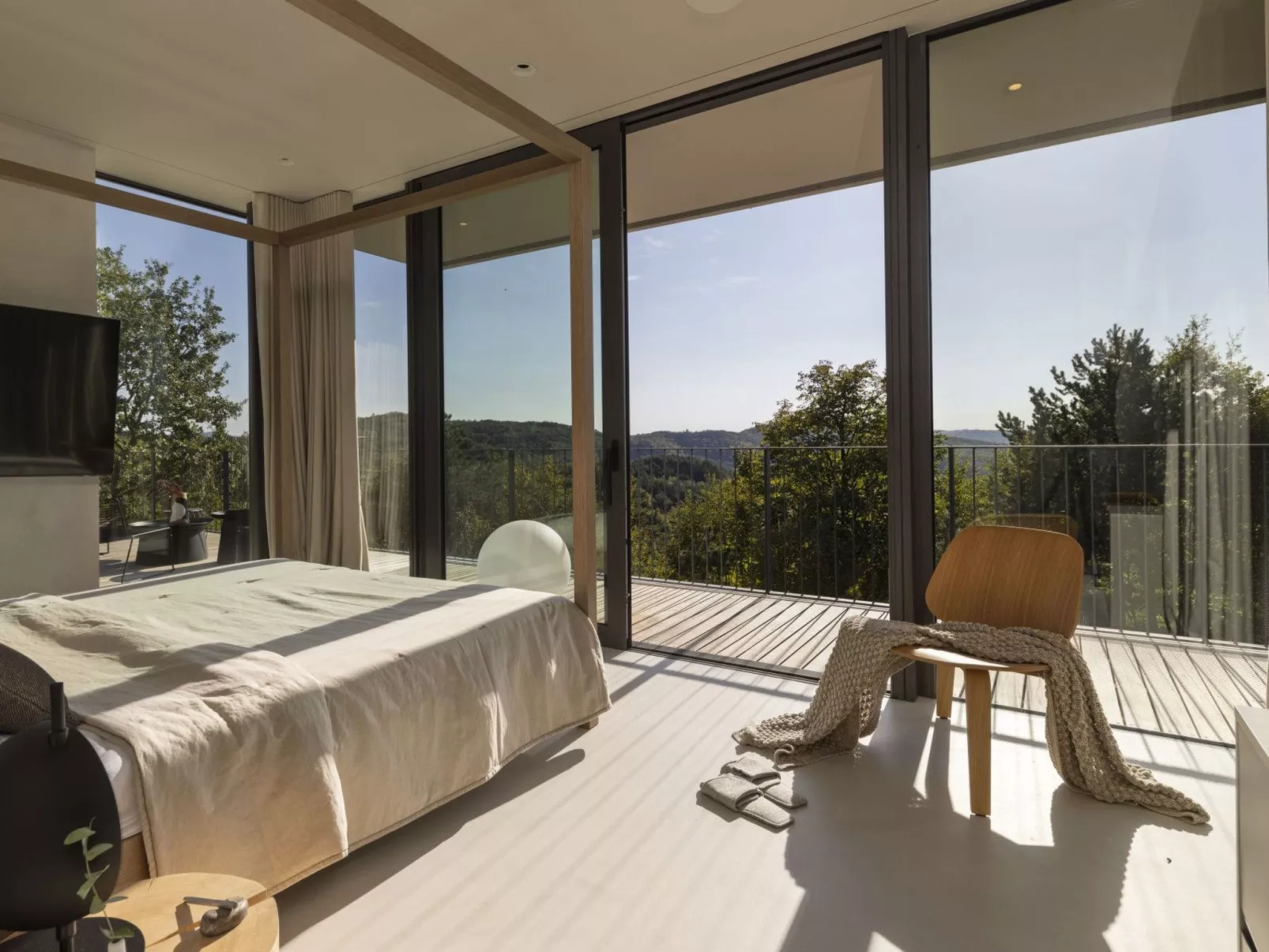 Ferienvilla MIstra mit privatem Pool-Drinnen