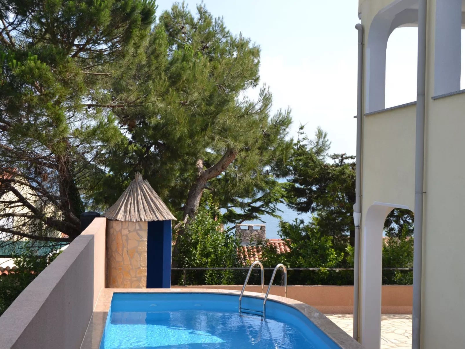 Villa del Golfo, Apartement mit Garten und Pool-Outside