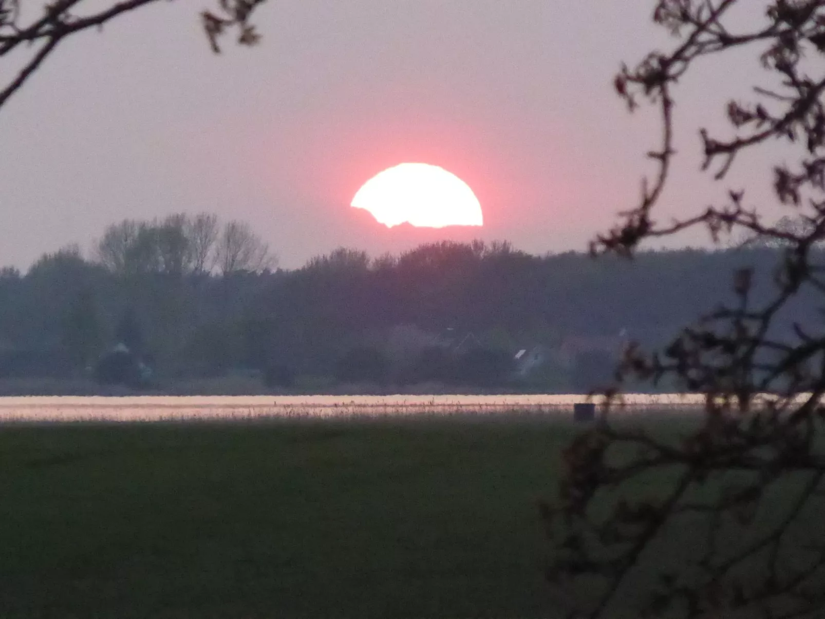 Hochwertige Ferienwohnung in Gingst-Draußen
