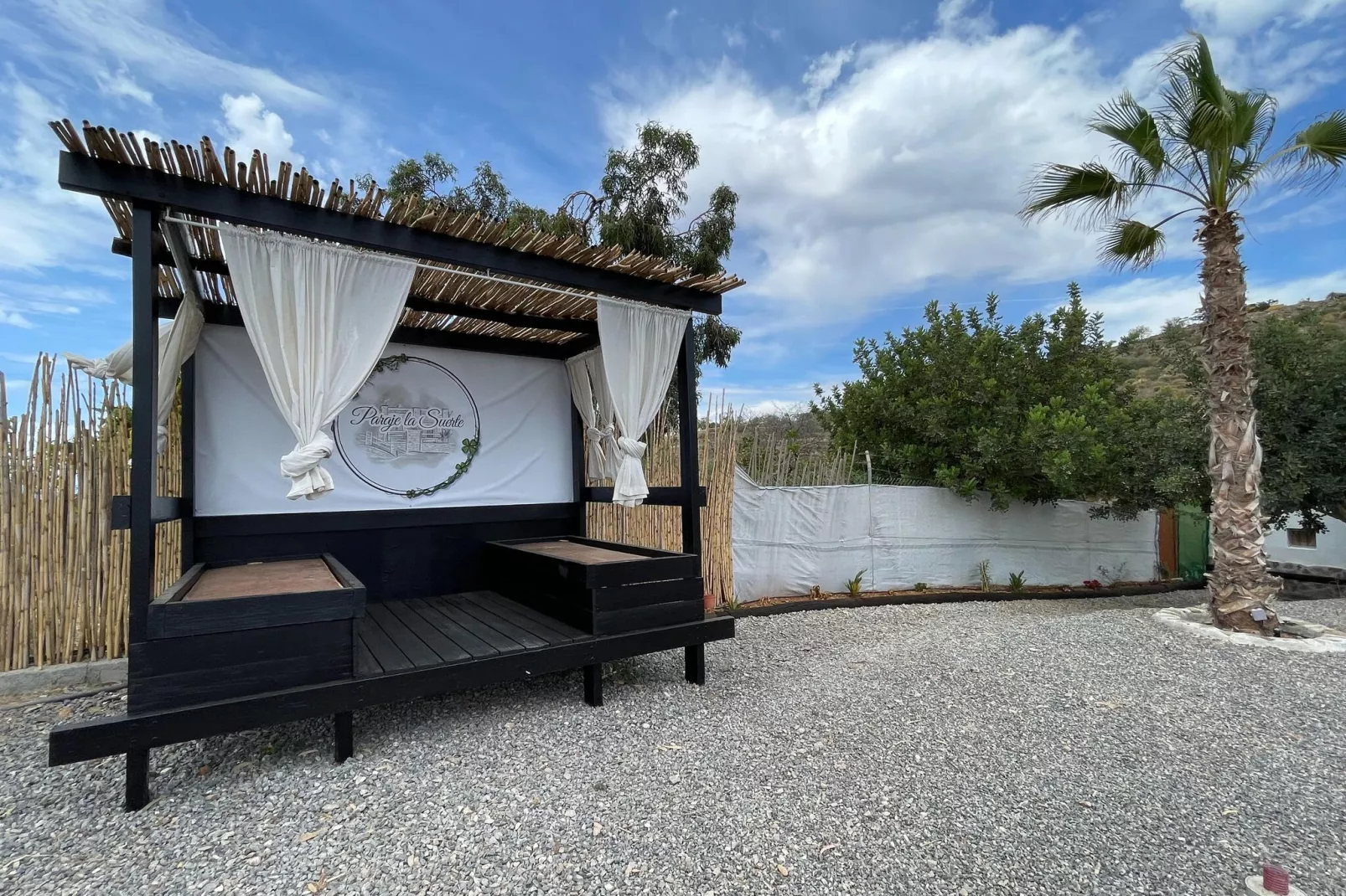 La Suerte Crisantemo-Facilities