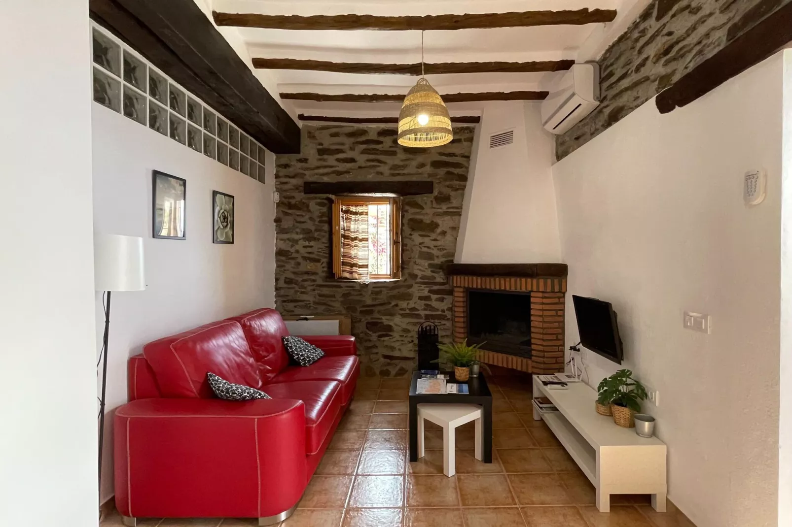 La Suerte Crisantemo-Living room