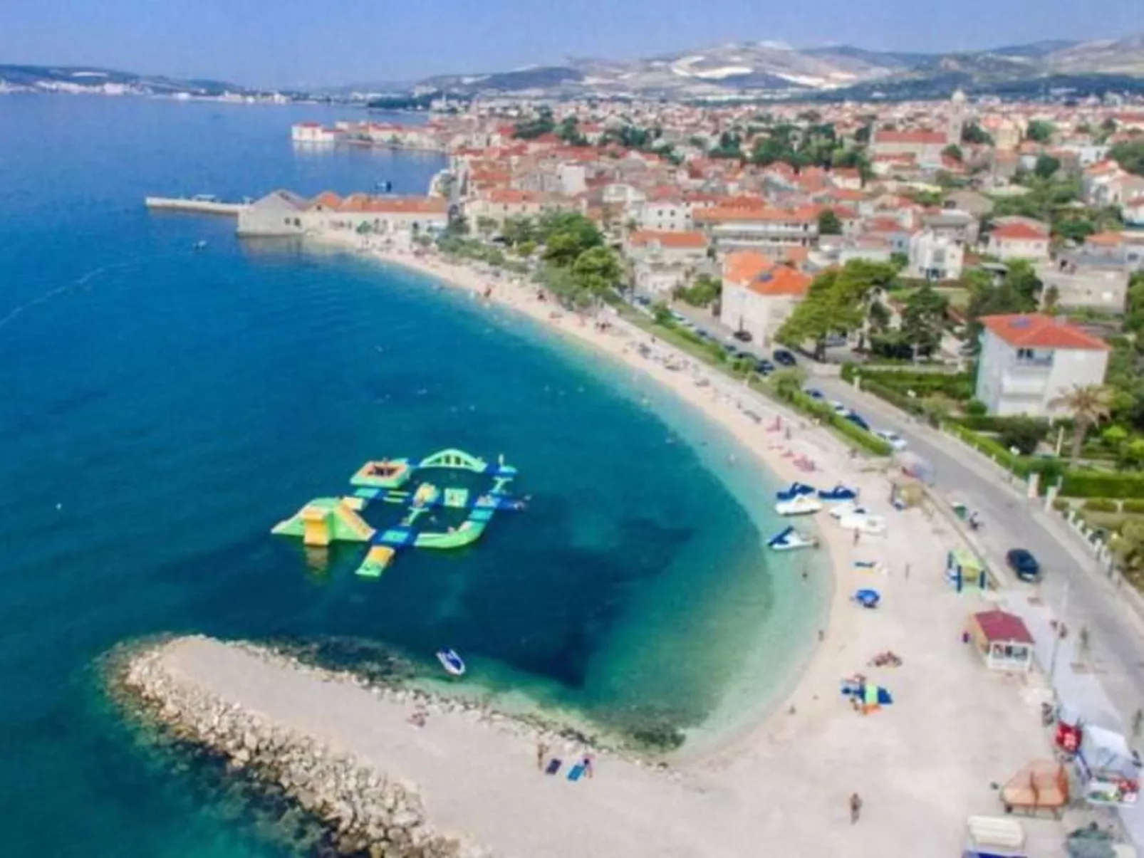 "Florami" mit Dachterrasse-Dehors