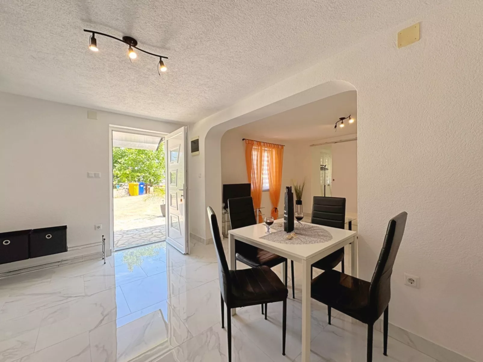 Apartment TOP 1-Dedans