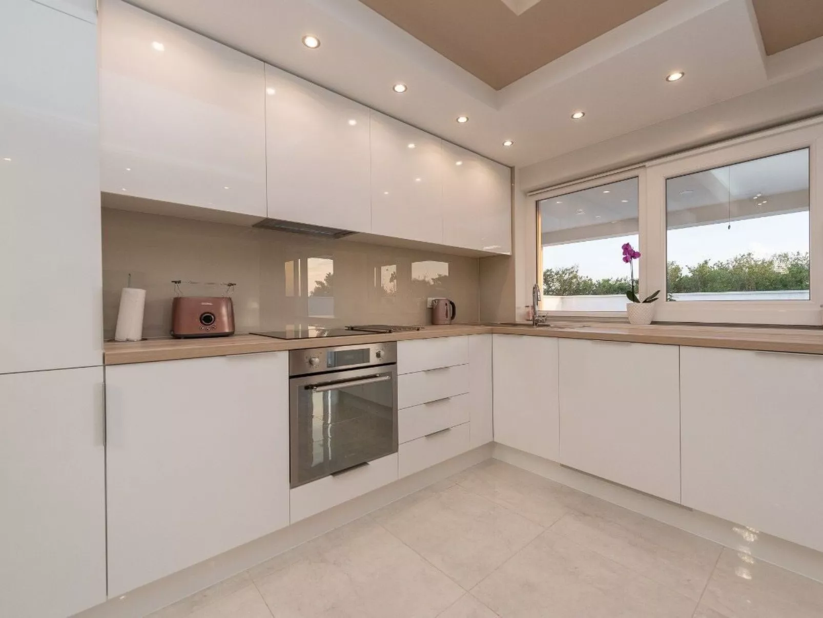 Villa mit beheiztem Pool Privlaka - TA Leut Agency-Drinnen