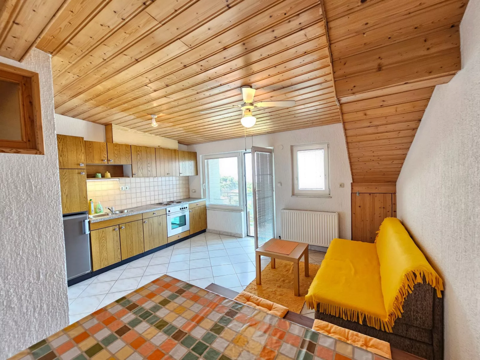 Wohnung für 3 Personen, 150m vom Strand entfernt-Inside