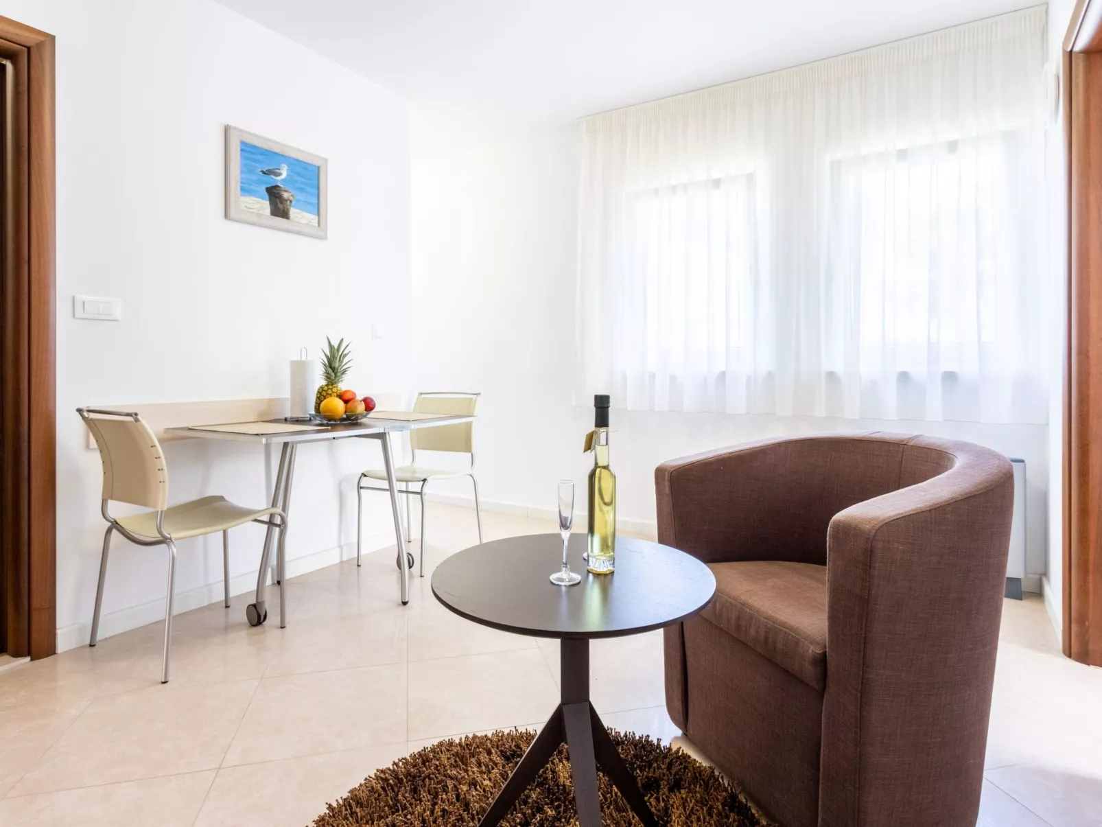 Luxuriöse Ferienwohnung mit Poolblick-Inside