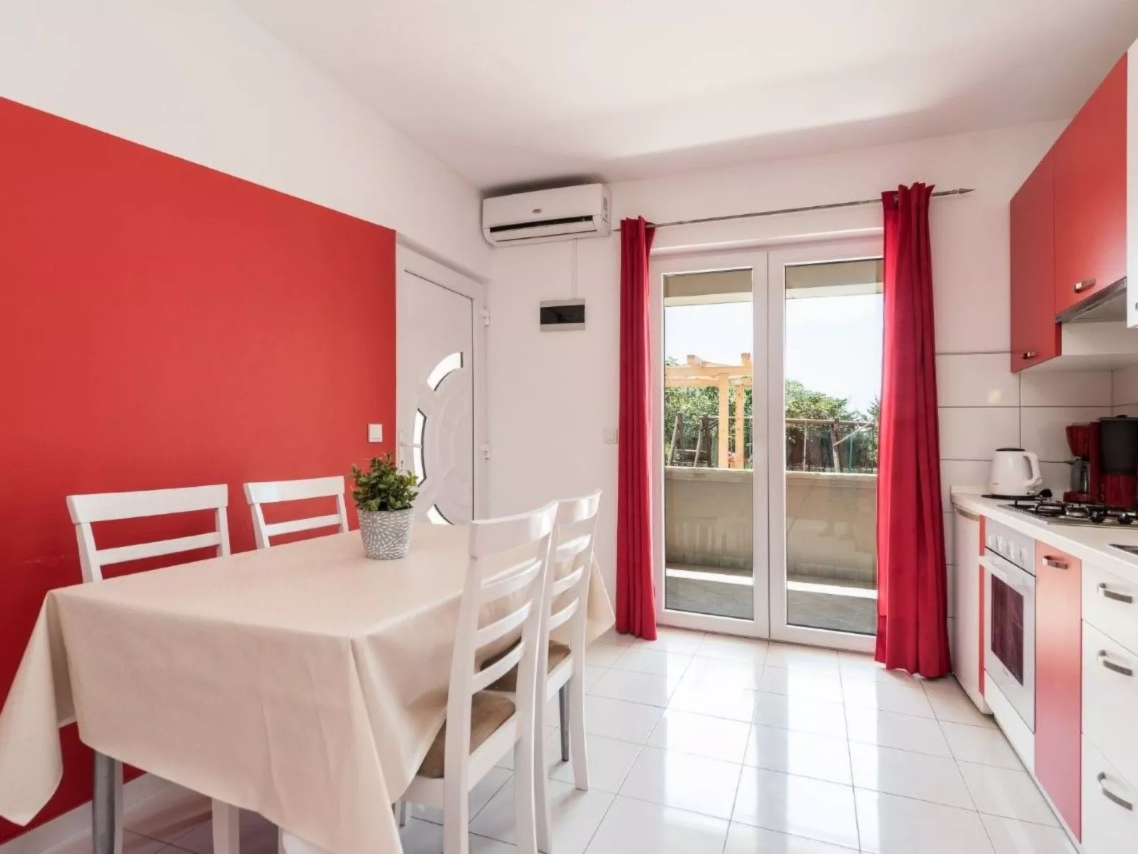 Wohnung Kim Red -von TA Leut Agency-Drinnen