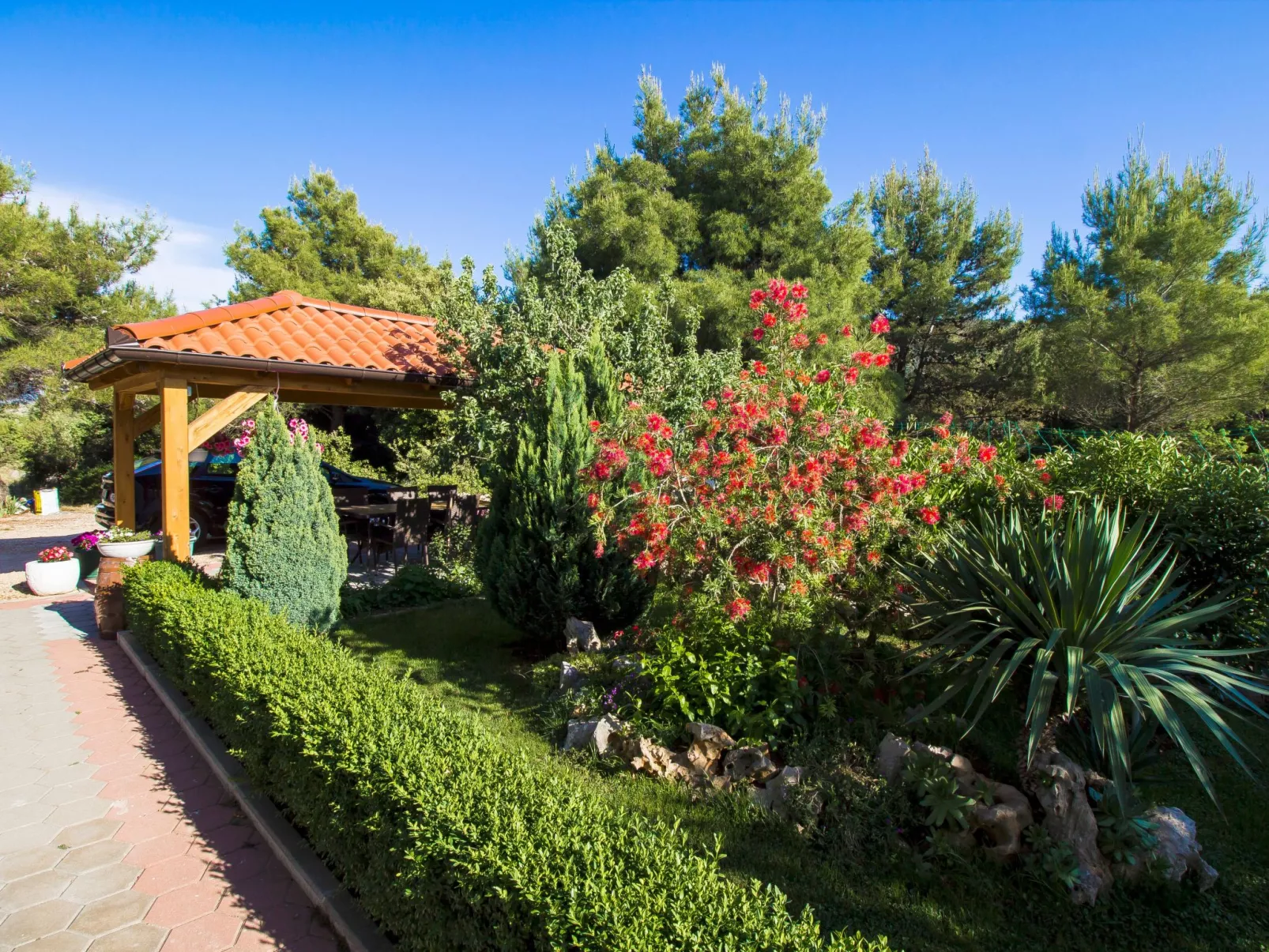 Mit Blick auf das Wasser-Outside