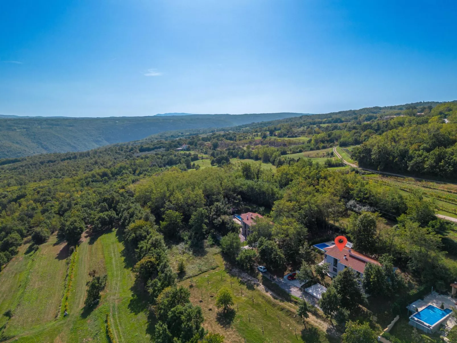 Für 5 Personen und 1 Kind in Kukurini, Istrien (Binnenland von Istrien)-Outside