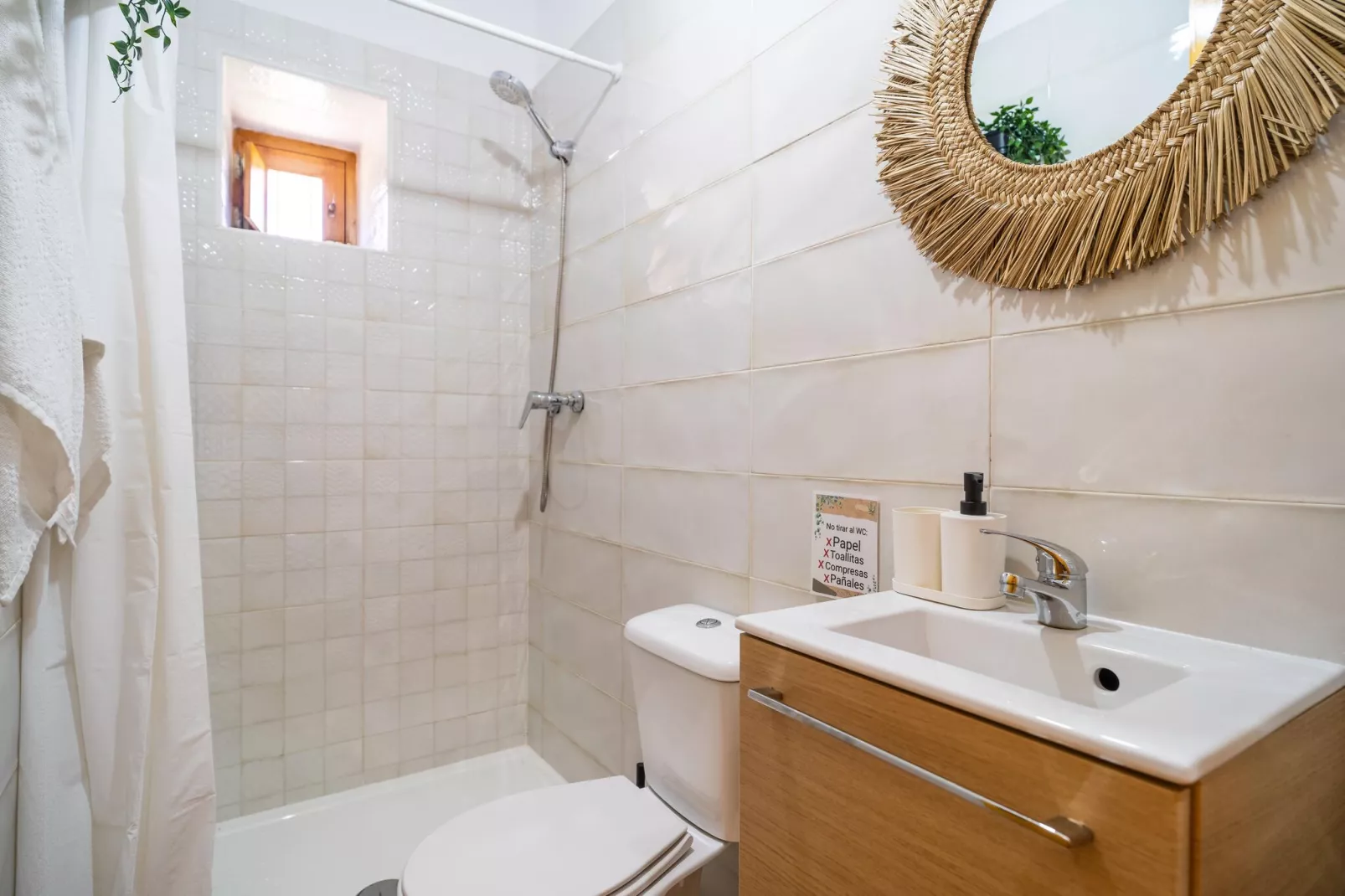 La Suerte Dalia-Bathroom