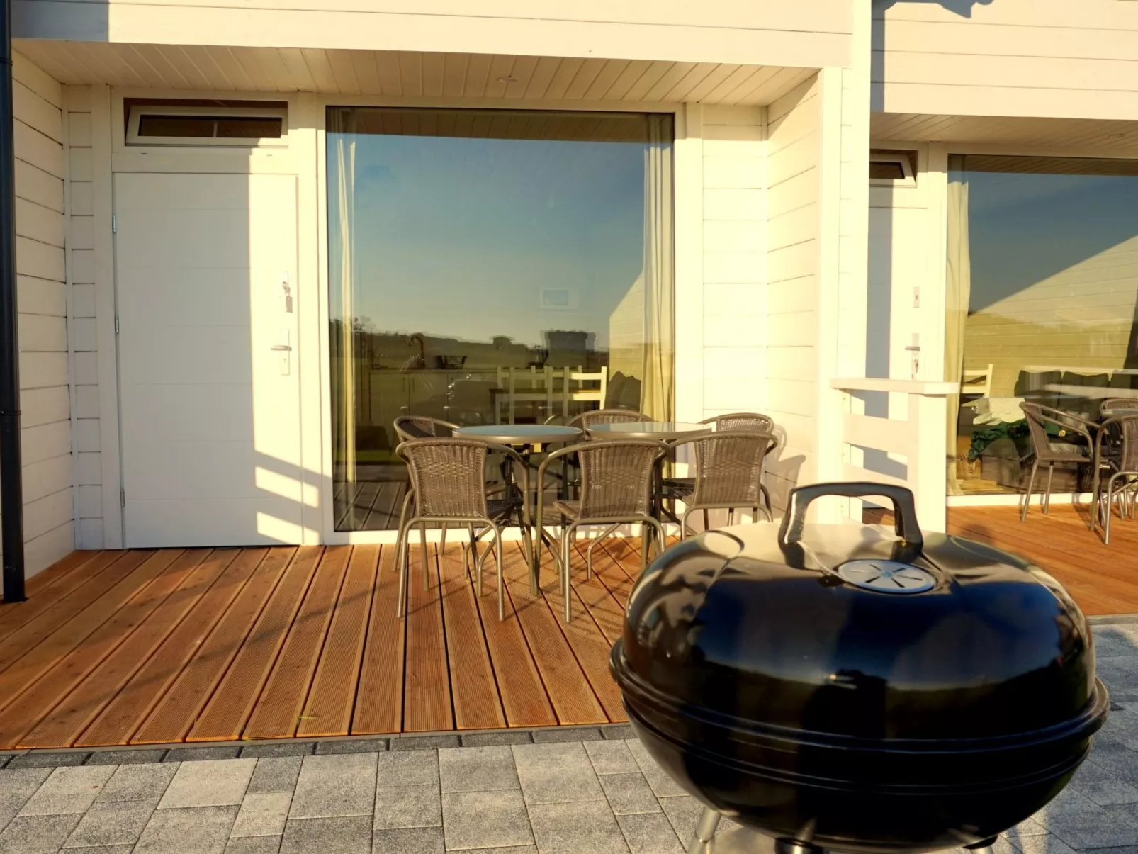 "Stop Star Sarbinowo"-Outside