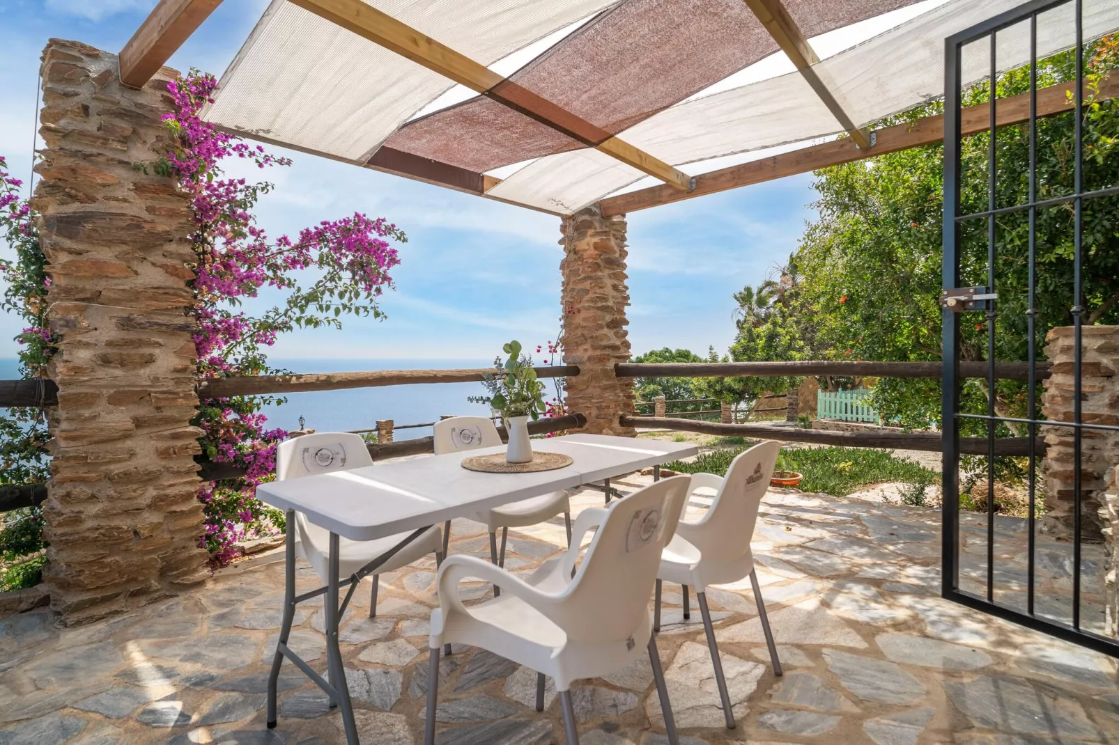 Complejo La Suerte-Terrace balcony