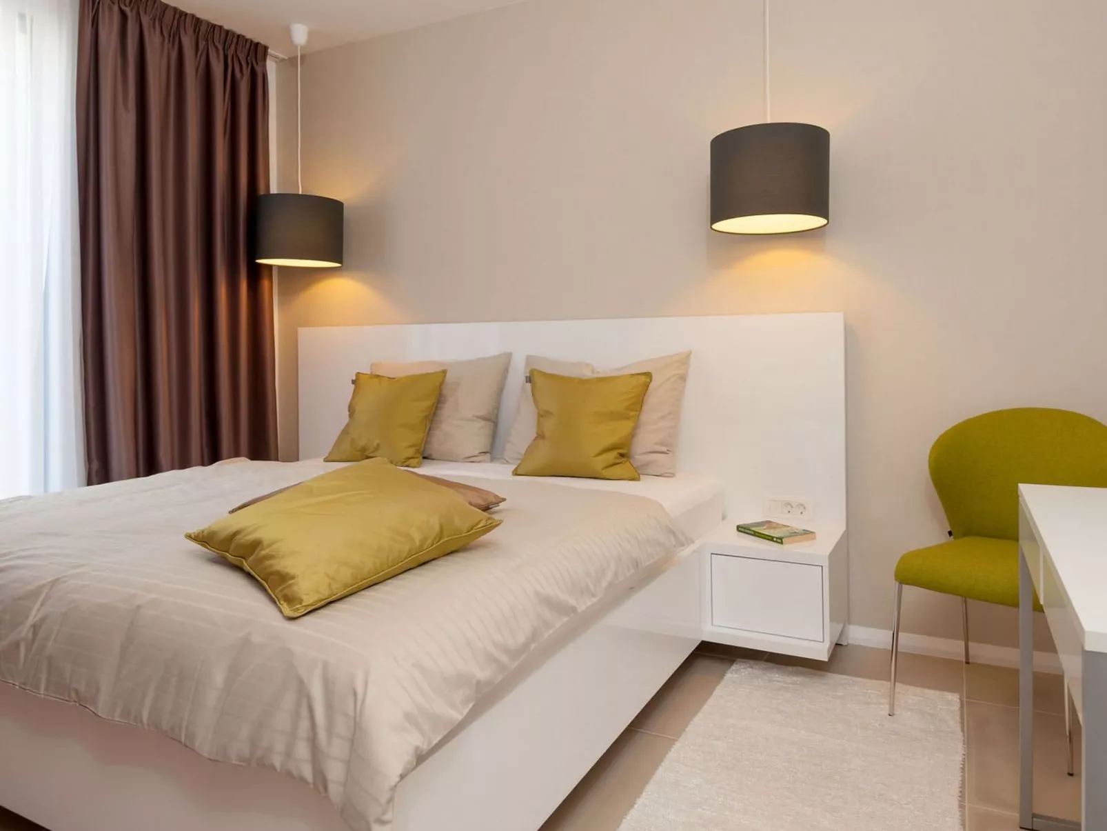 Luxuriöse Villa Rose am Strand mit Pool-Drinnen