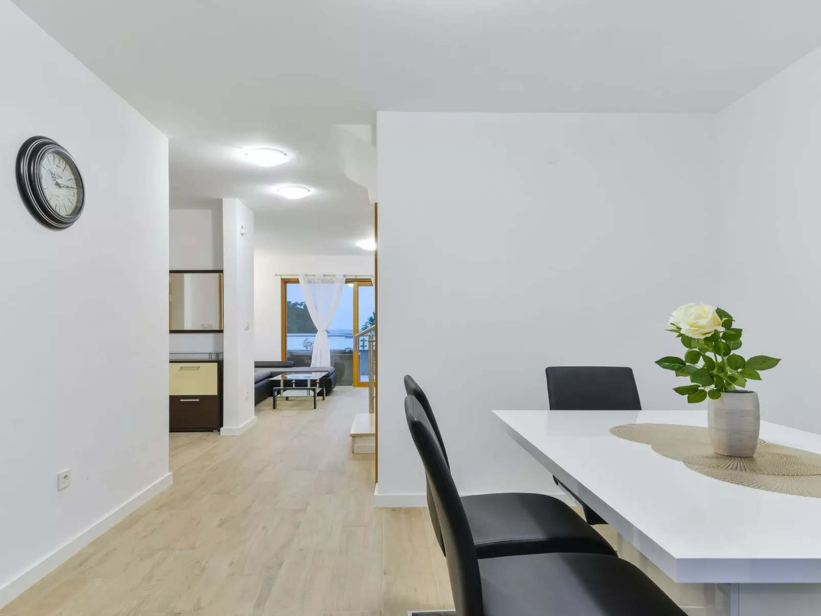 Villa mit Dachterrasse und Pool - Agentur TA Leut-Drinnen