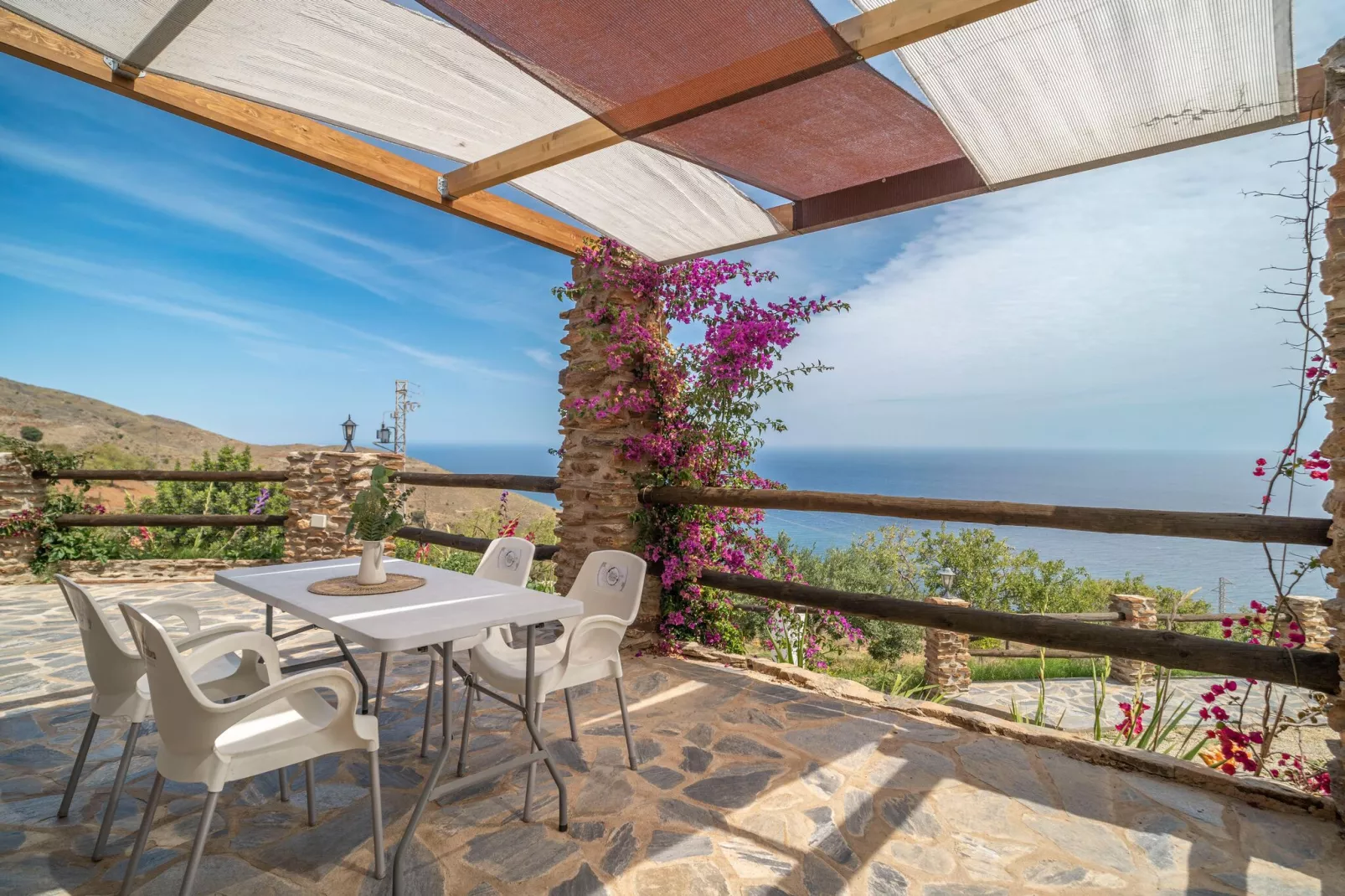 Complejo La Suerte-Terrace balcony
