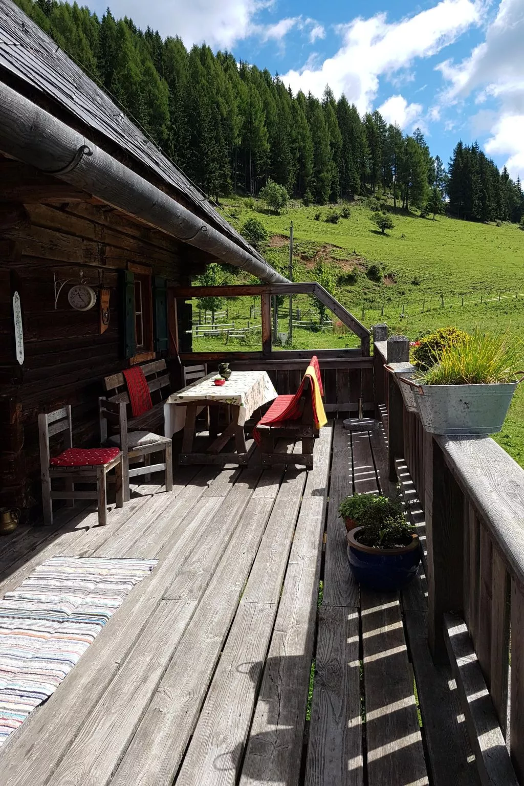 Almhütte Helmut Dischgerbrent in Sankt Margarethen-Outside